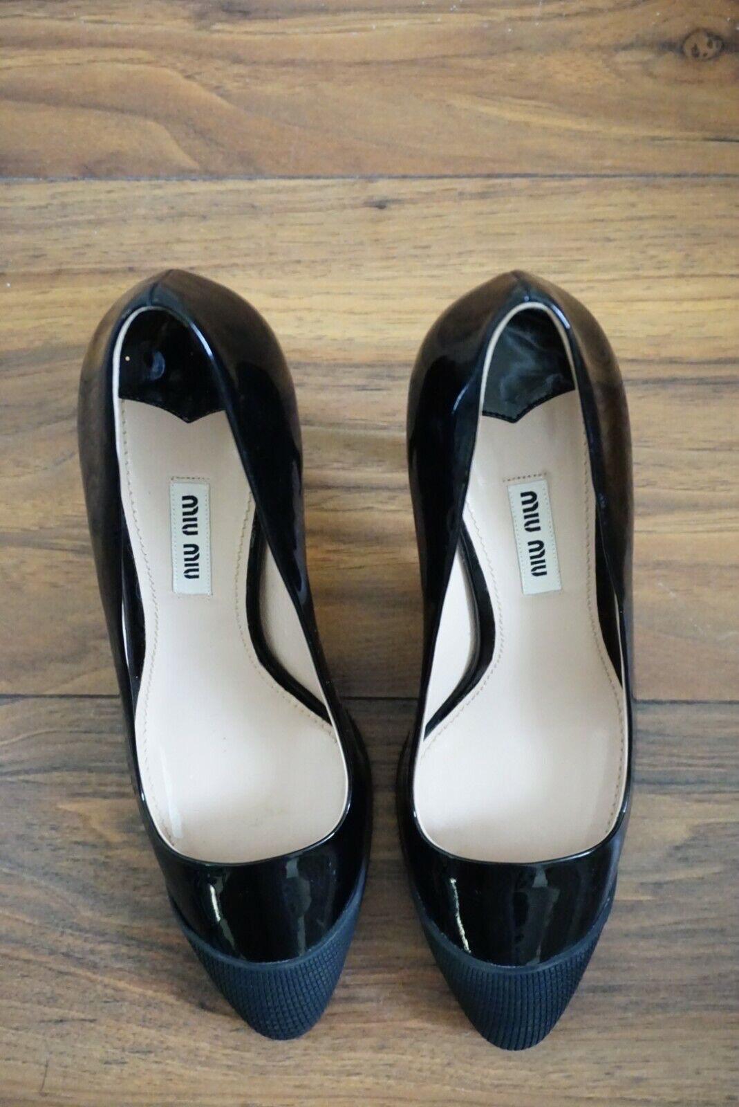 Miu Miu Vernice Patent Leather Pointed Heels Rubber Grip Soles Black 37.5 BNWT For Sale 2