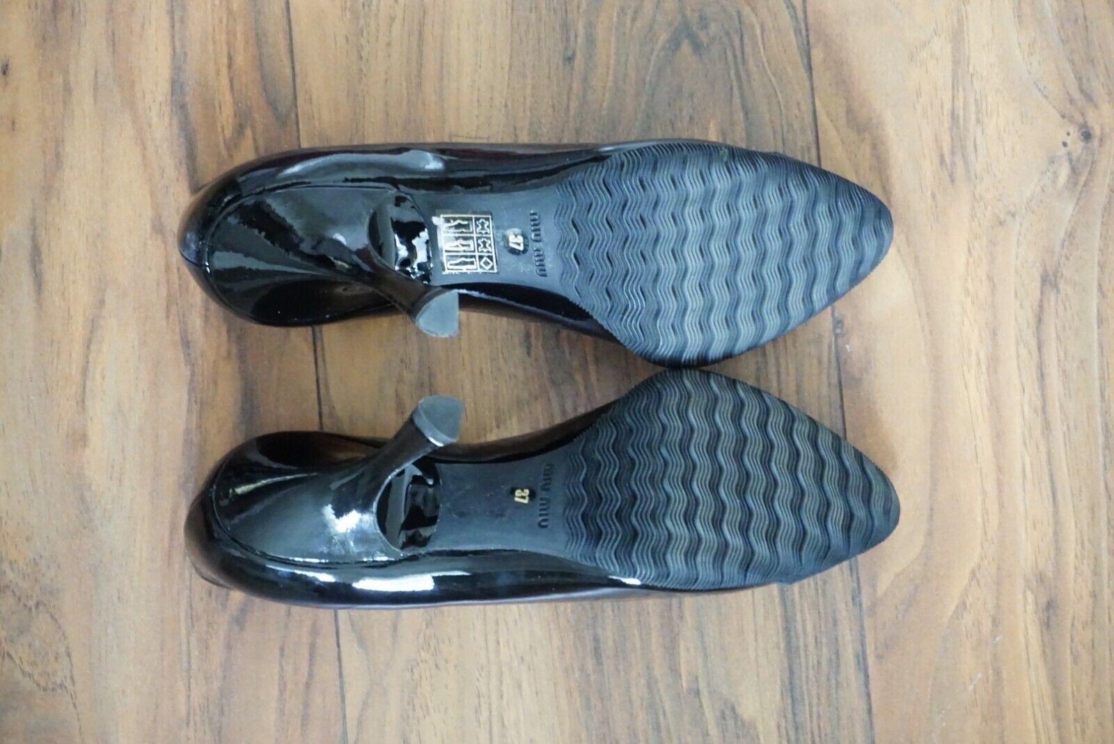 Miu Miu Vernice Patent Leather Pointed Heels Rubber Grip Soles Black 37.5 BNWT For Sale 3