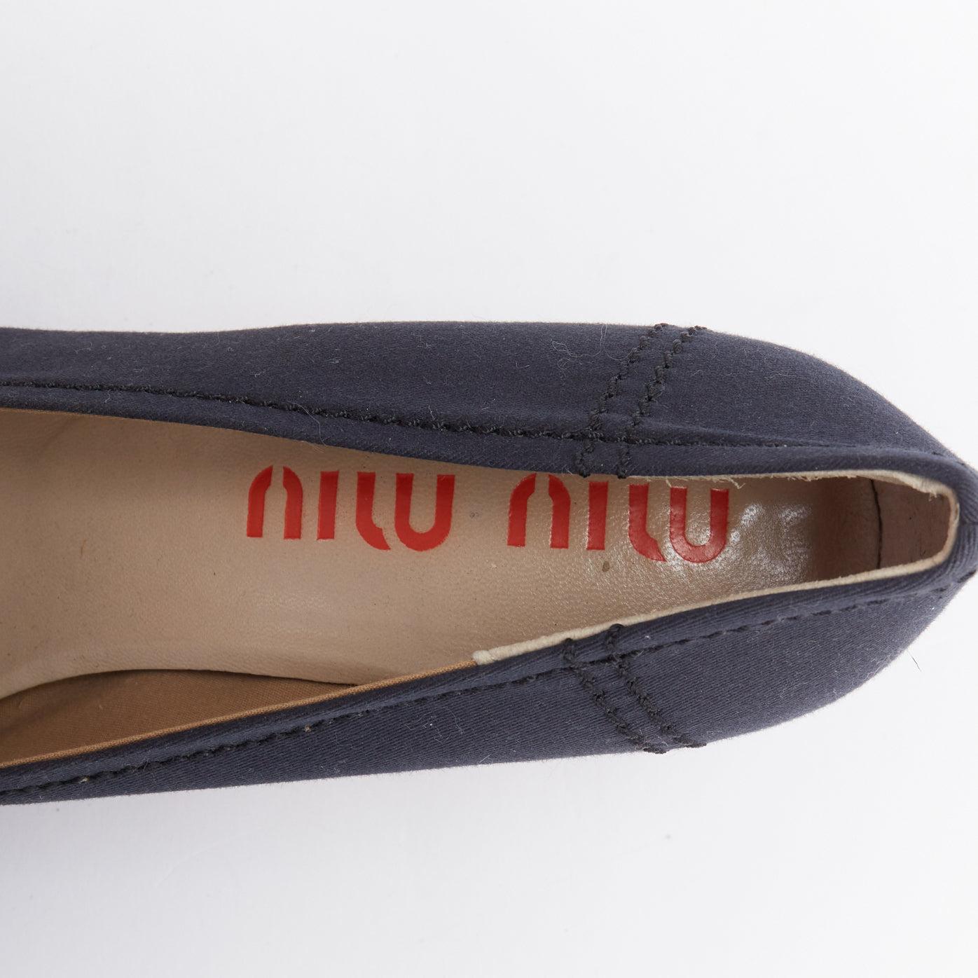 MIU MIU Vintage bleu marine, tissu nude, escarpins à boucle EU36.5 6