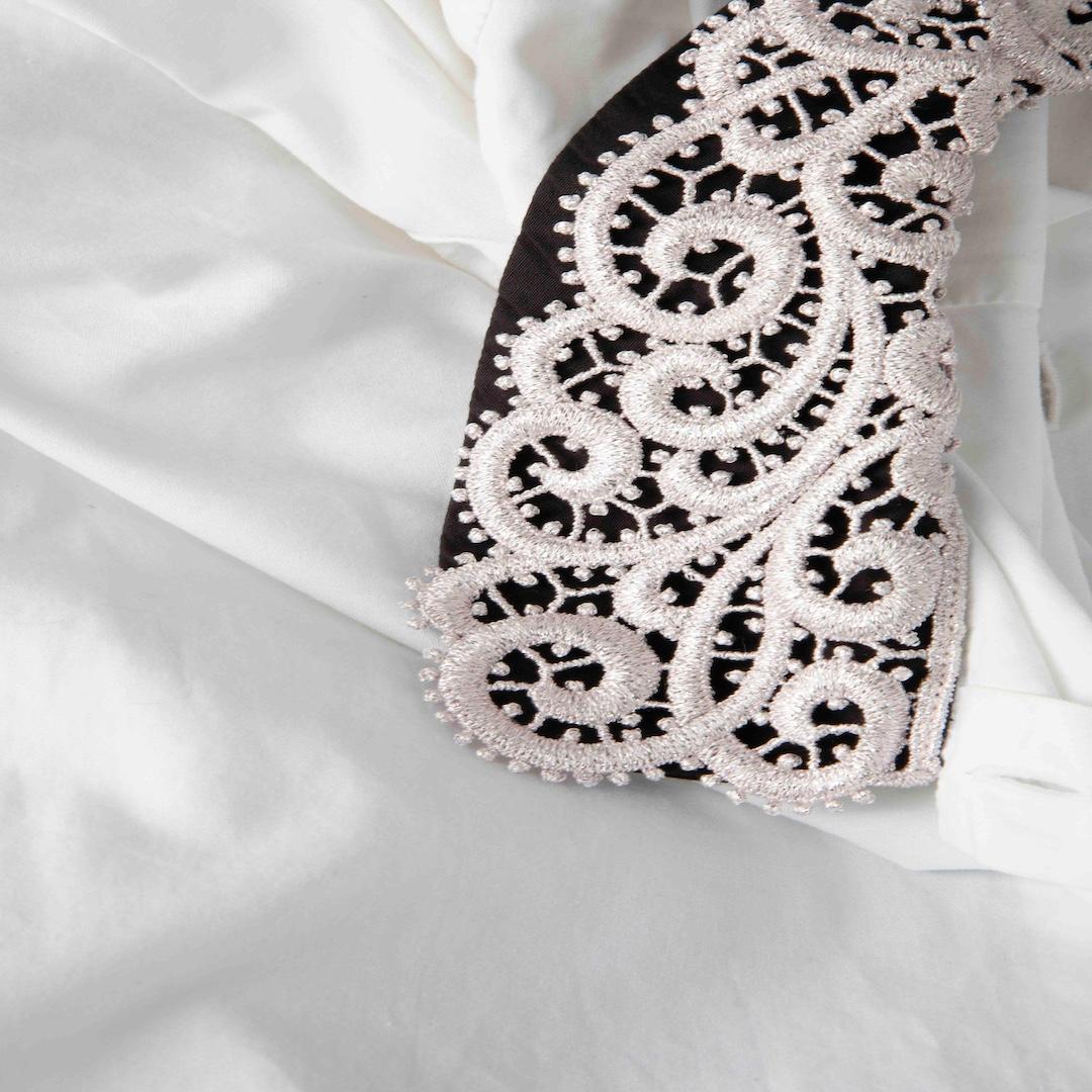 Miu Miu White Cotton Embroidered Collar Shirt Size S In Good Condition For Sale In London, GB