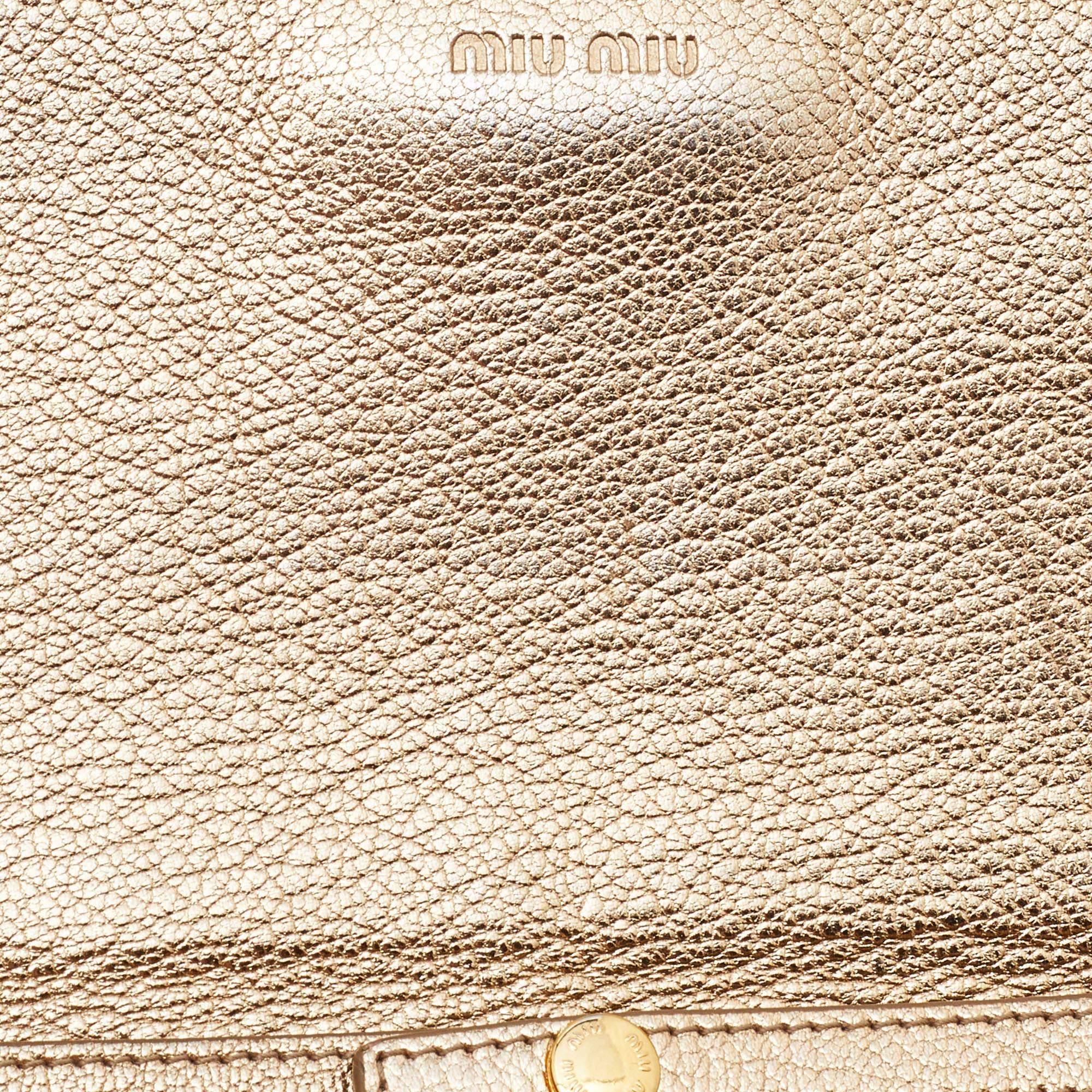 Miu Miu White/Gold Leather Flap Wallet On Chain 7