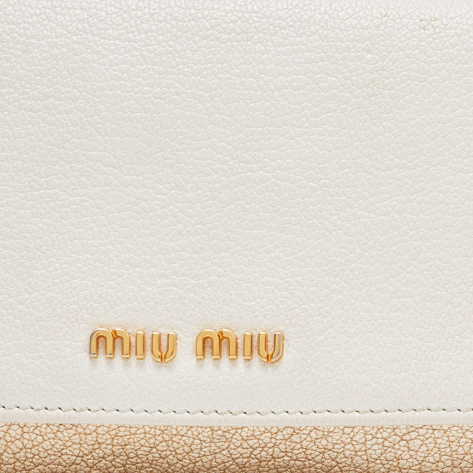 Miu Miu White/Gold Leather Flap Wallet On Chain 8