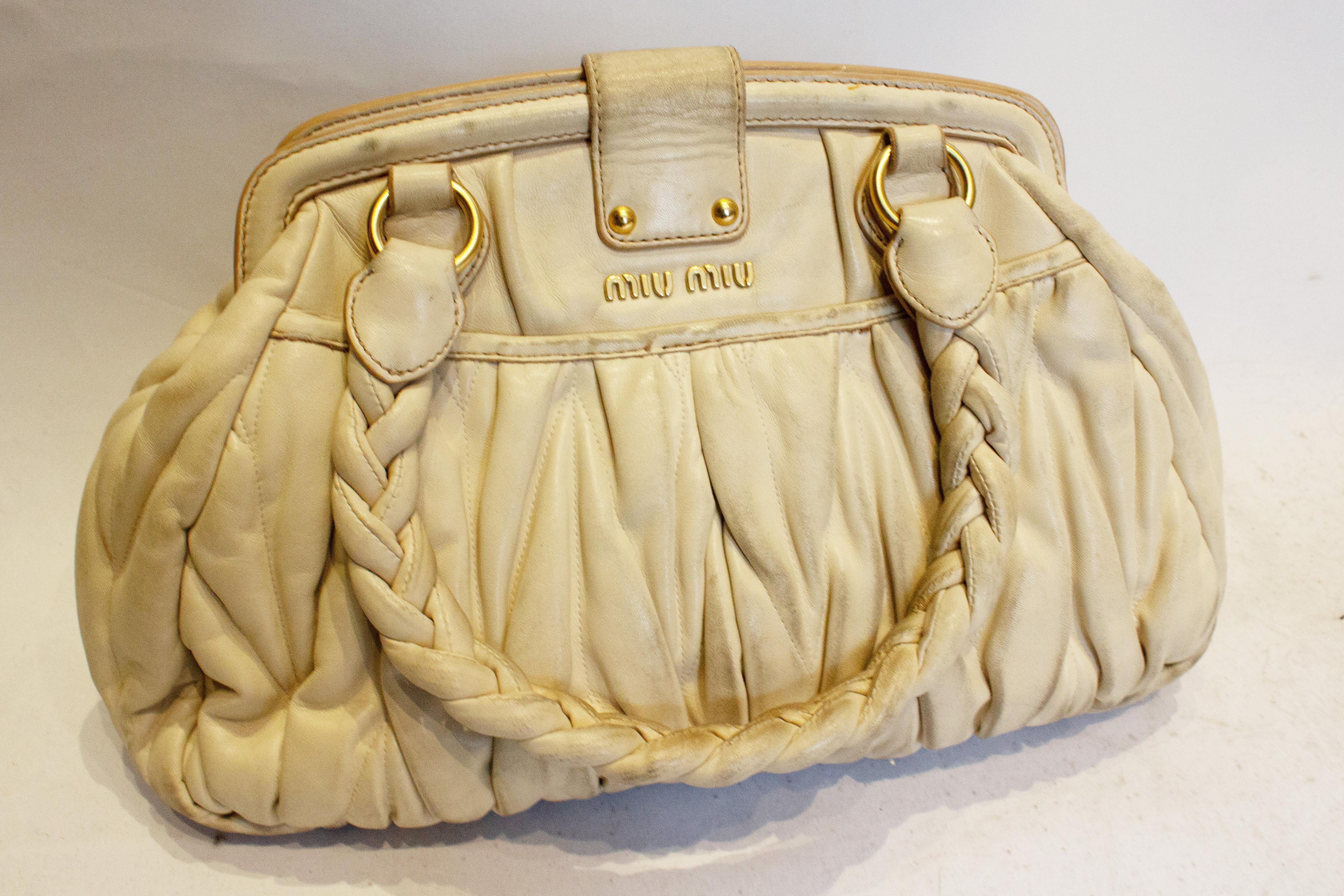 Miu Miu Miu Weißes Leder  Tasche Tasche 2