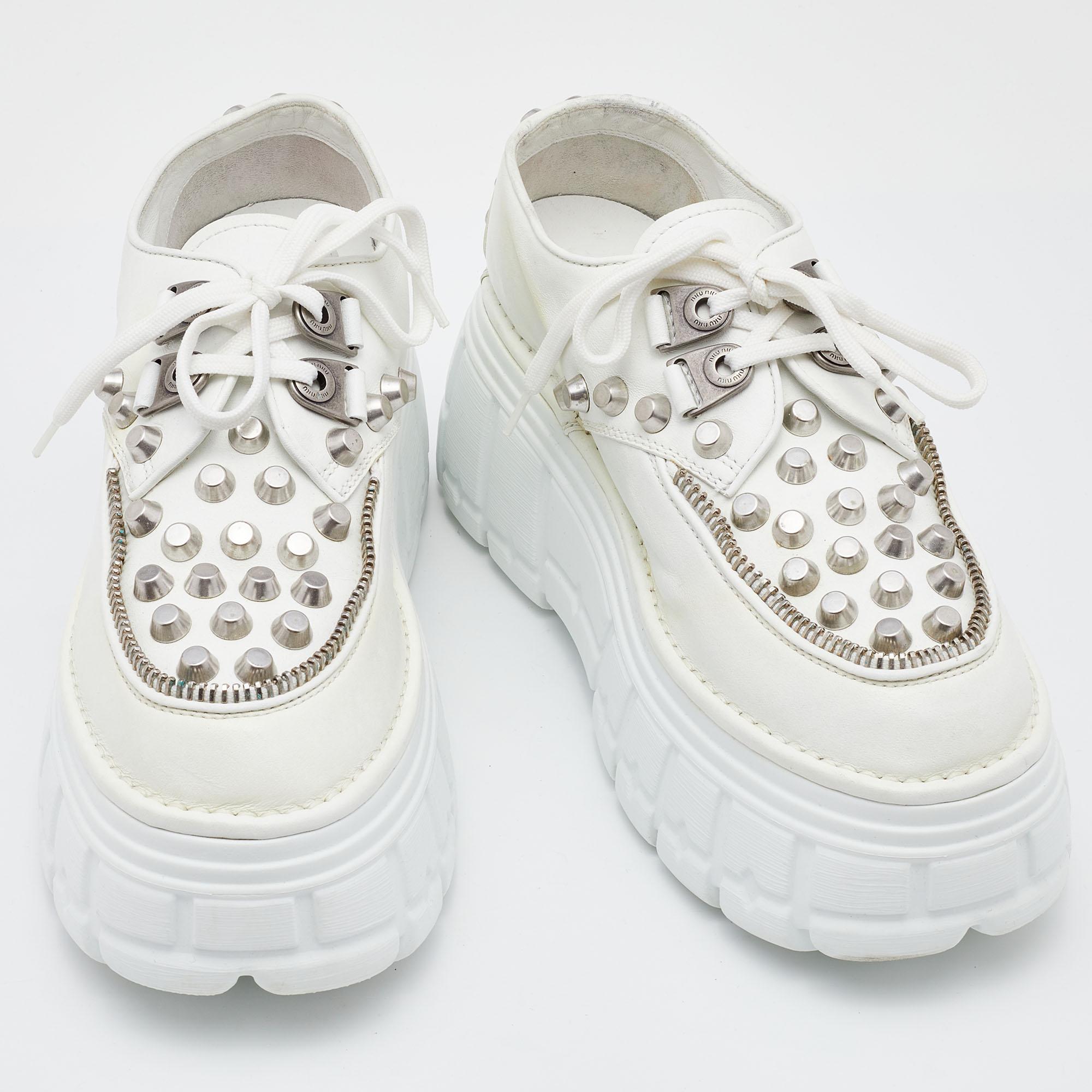 Miu Miu White Leather Embellished Platform Derby Sneakers Size 38.5 In Good Condition In Dubai, Al Qouz 2