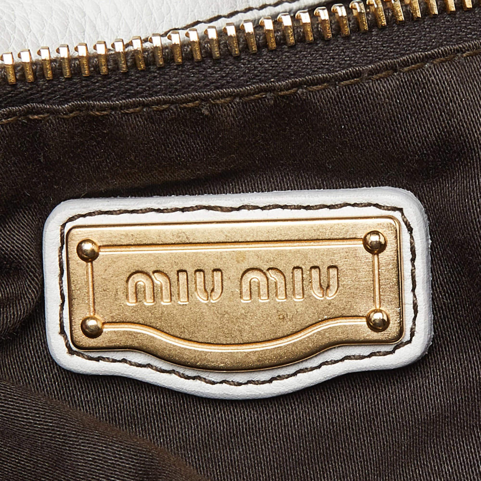 Miu Miu White Leather Fold Over Bow Bag For Sale 3