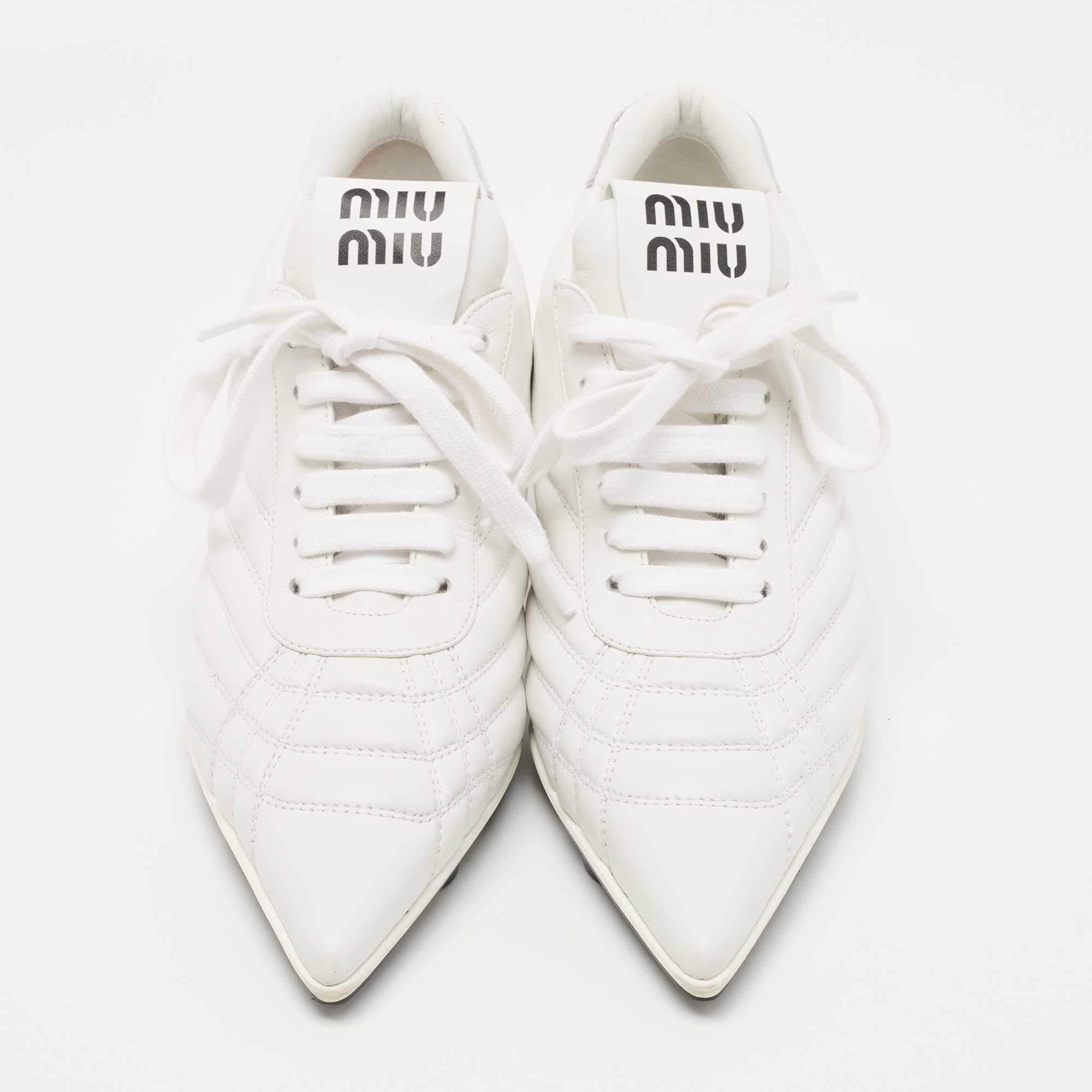 Miu Miu White Leather Pointed Toe Sneaker Pumps Size 40 In New Condition In Dubai, Al Qouz 2