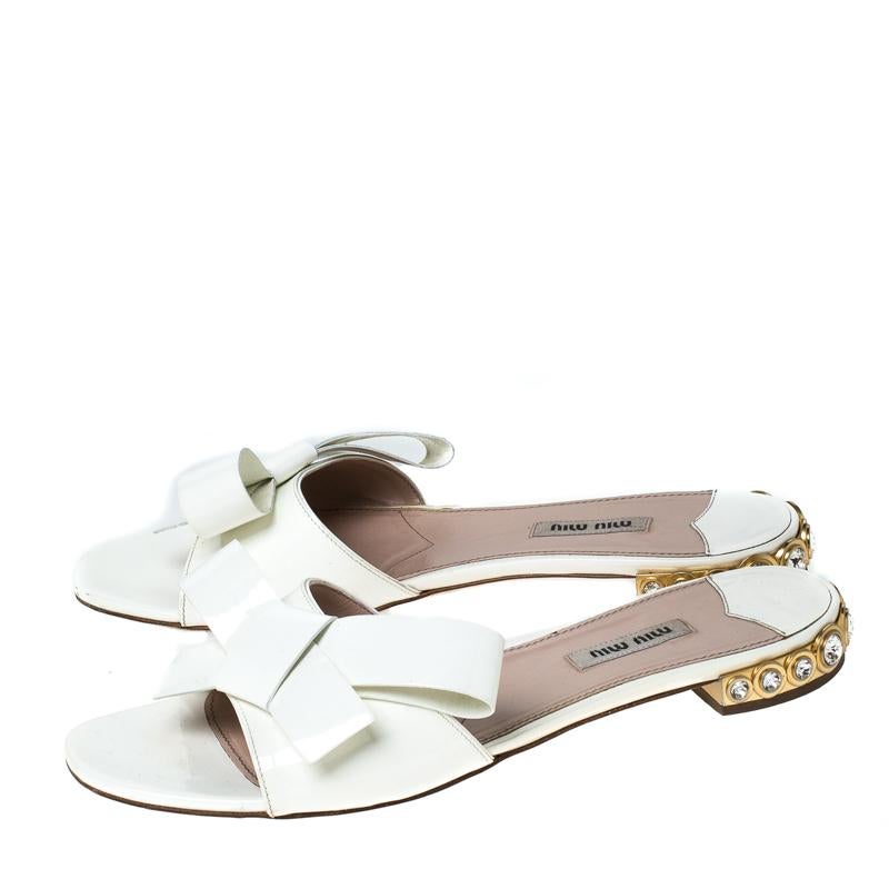 Women's Miu Miu White Patent Leather Bow Slide Sandals Size 40.5
