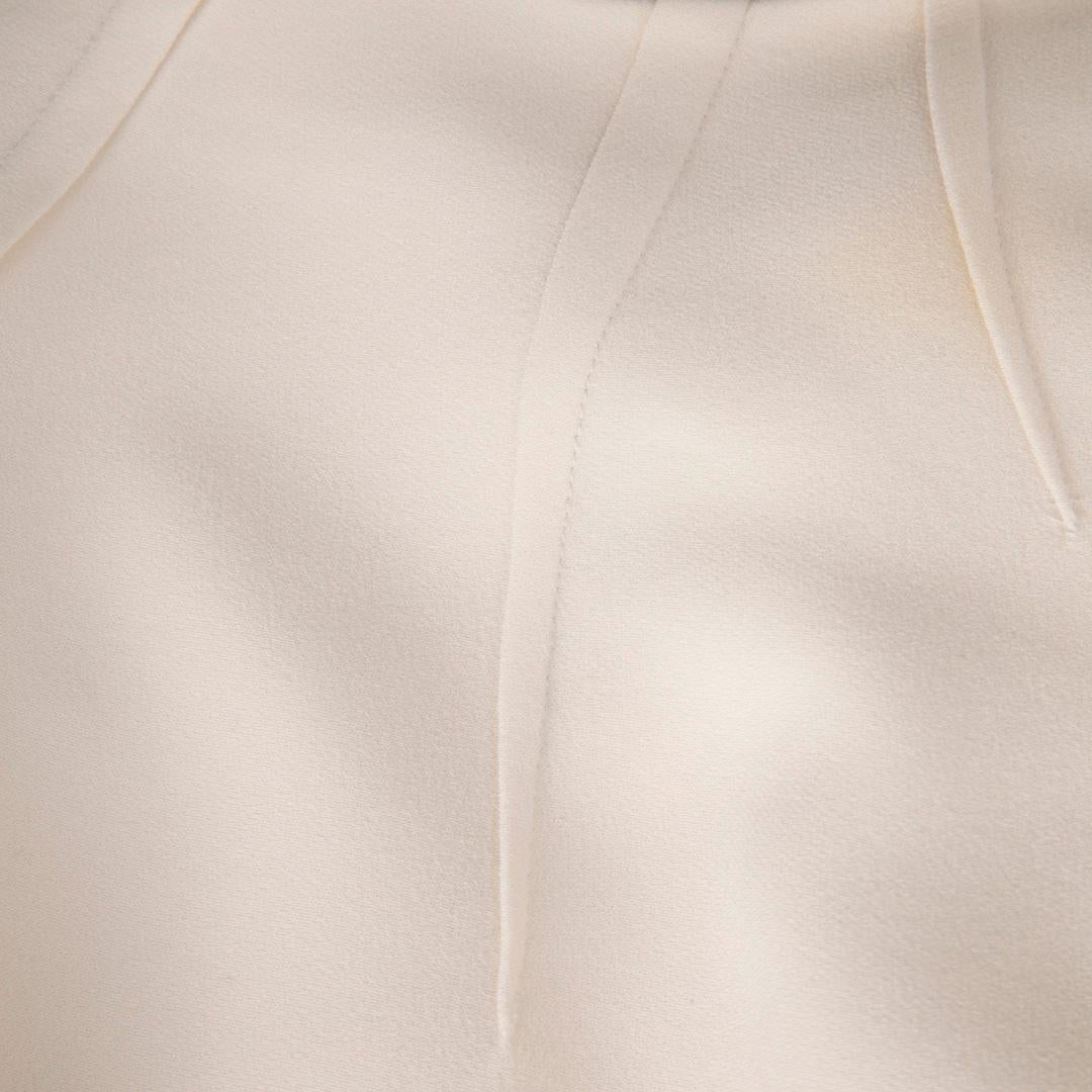 Miu Miu White - camicetta senza maniche con dettaglio a fiocco - taglia S.S. In condizioni ottime in vendita a London, GB