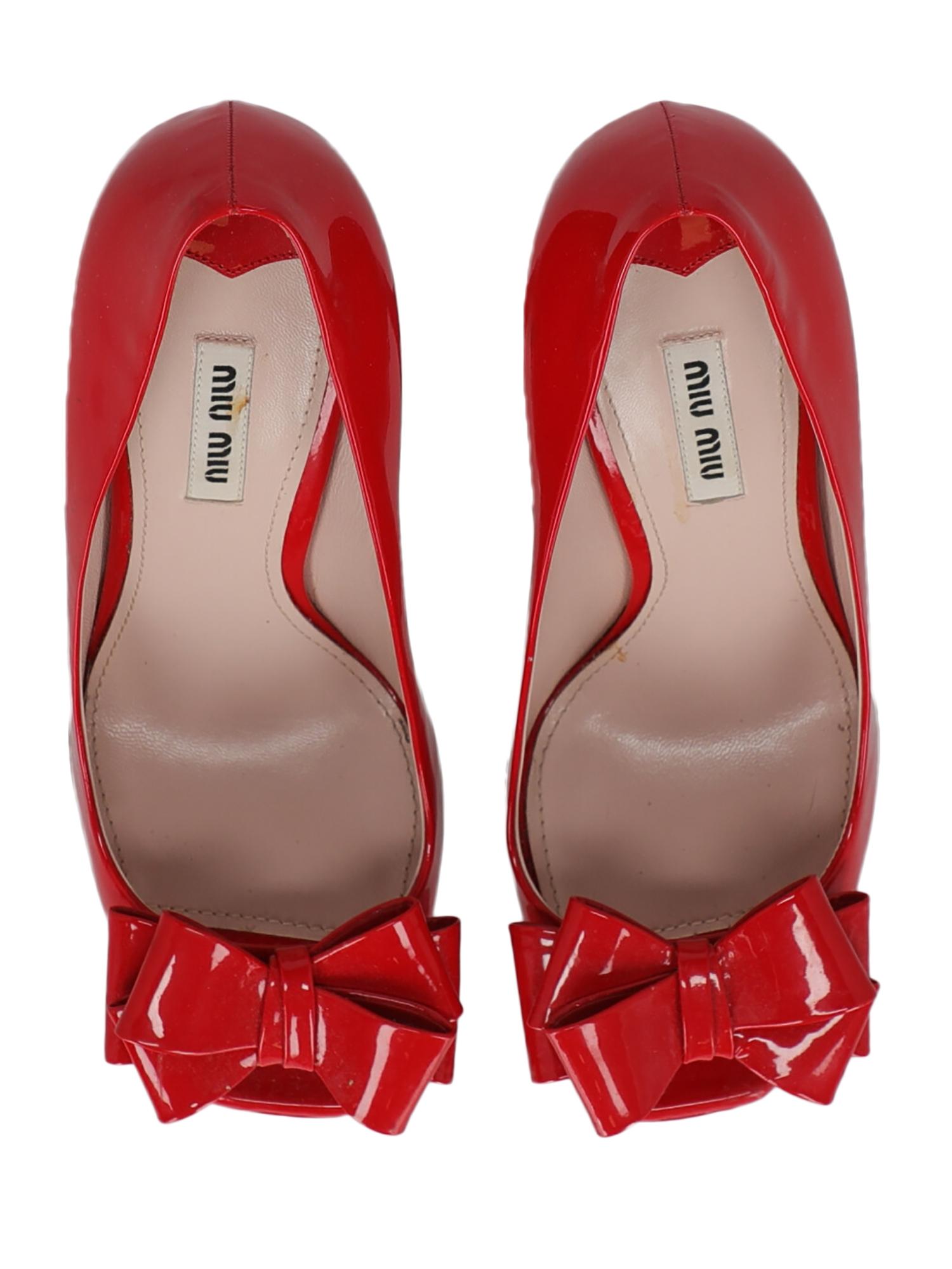 Miu Miu Woman Pumps Red Leather IT 39.5 For Sale 2