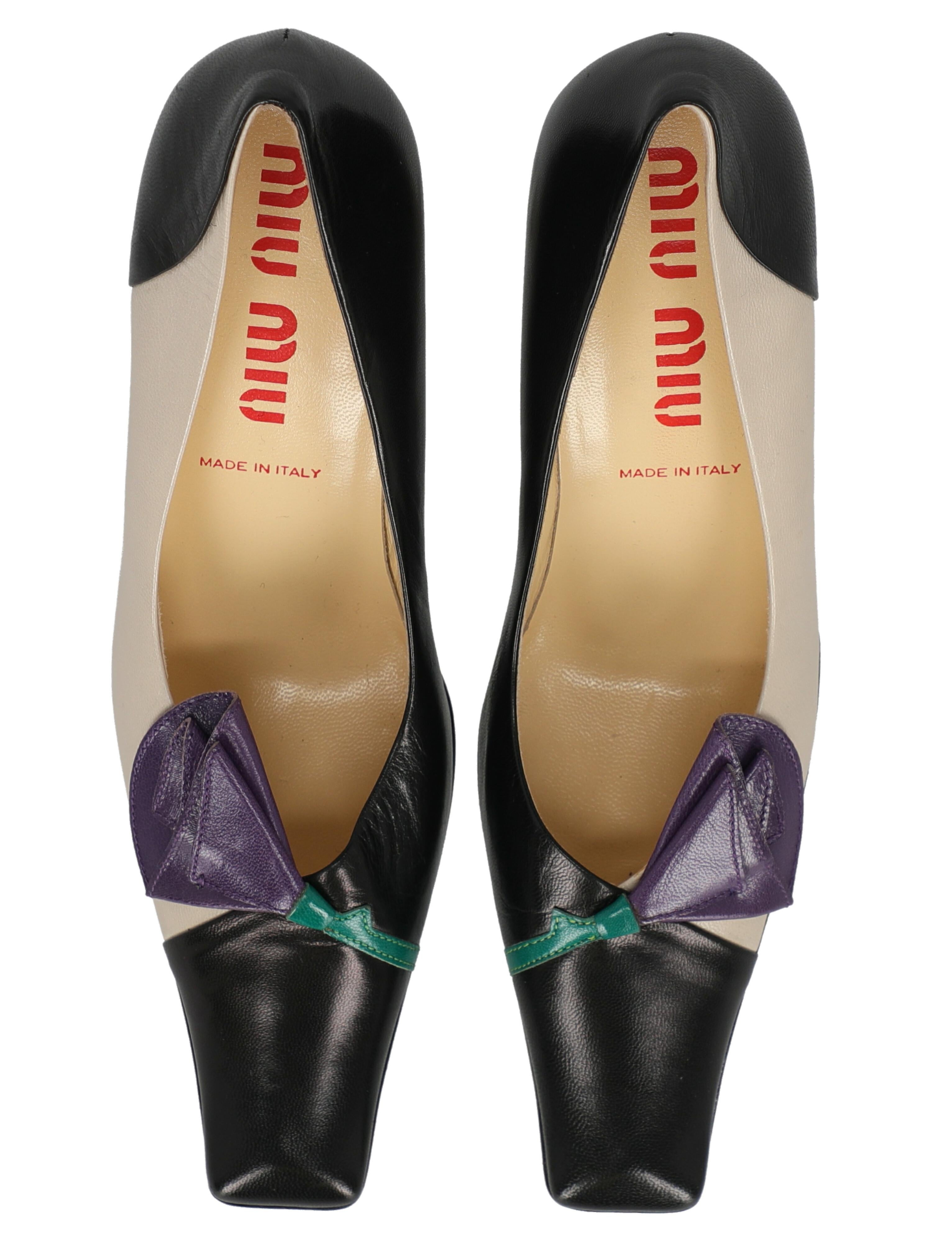 Miu Miu Women  Pumps Black Leather IT 39 For Sale 1