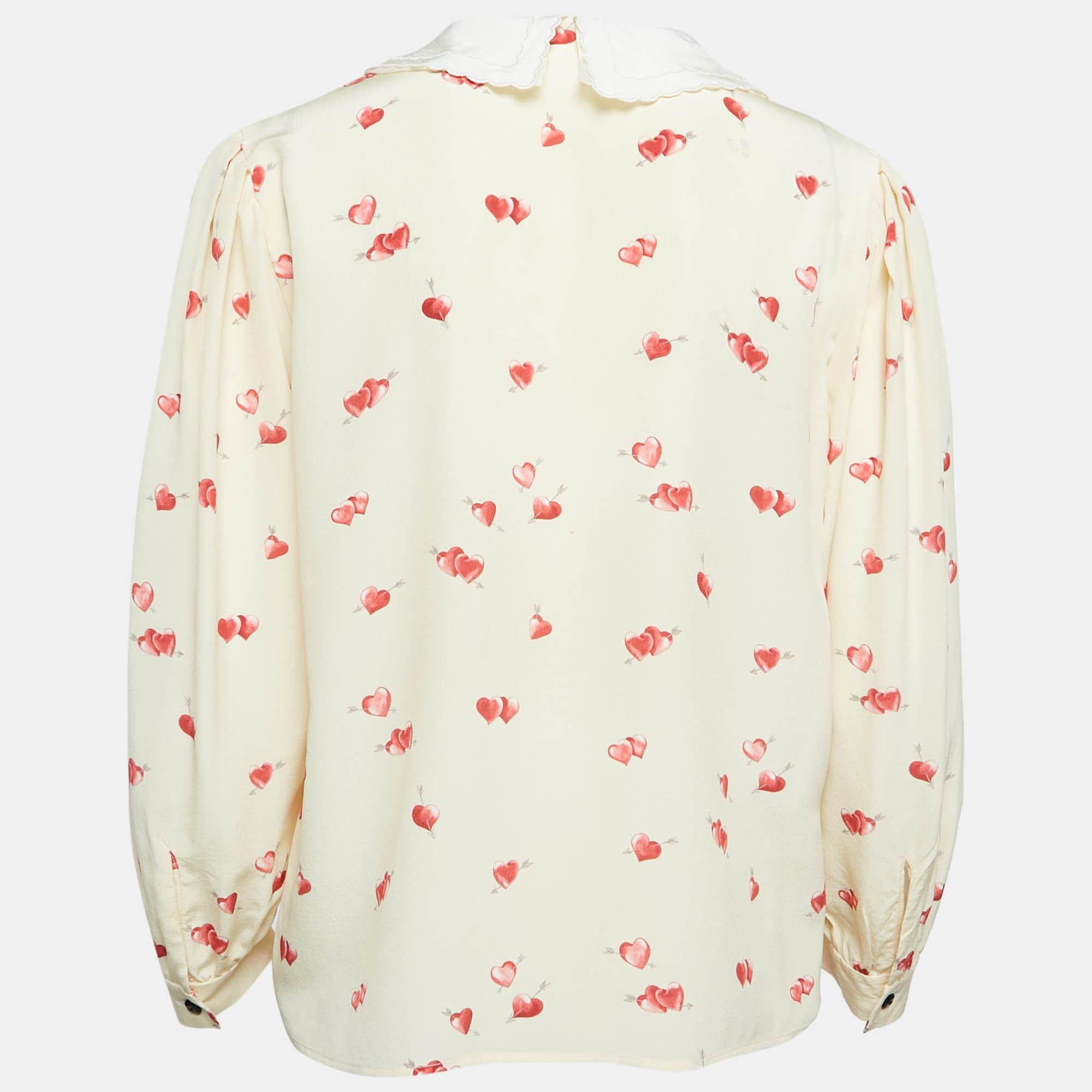 As shirts are an indispensable part of a wardrobe Miu Miu brings you a creation that is both versatile and stylish. It has been tailored from high quality fabric for a classy look and fit.