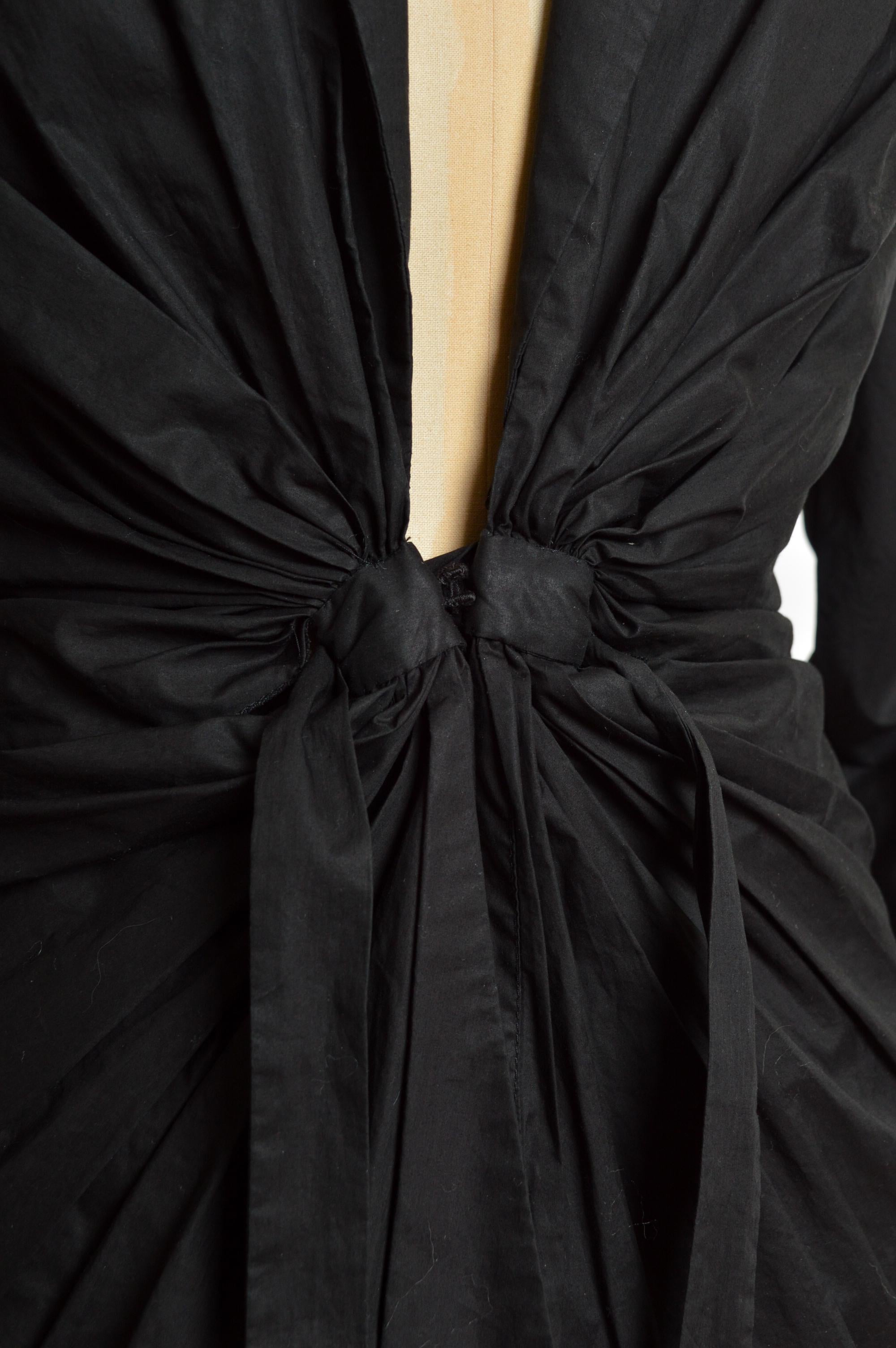 De las mujeres Miuccia PRADA Corte bajo Sexy Camisa ajustada negra de escote pronunciado en venta