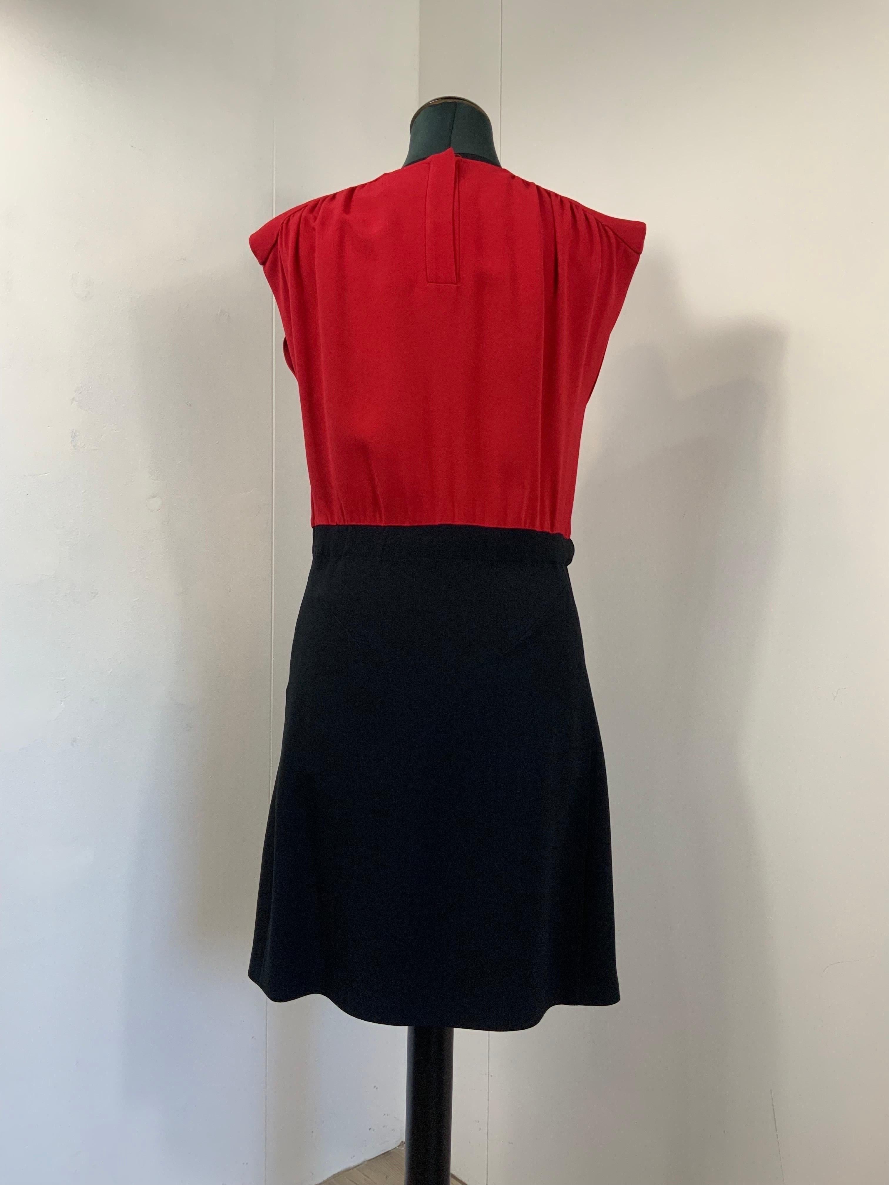 Women's or Men's MIUMIU bicolor red and blue Dress For Sale