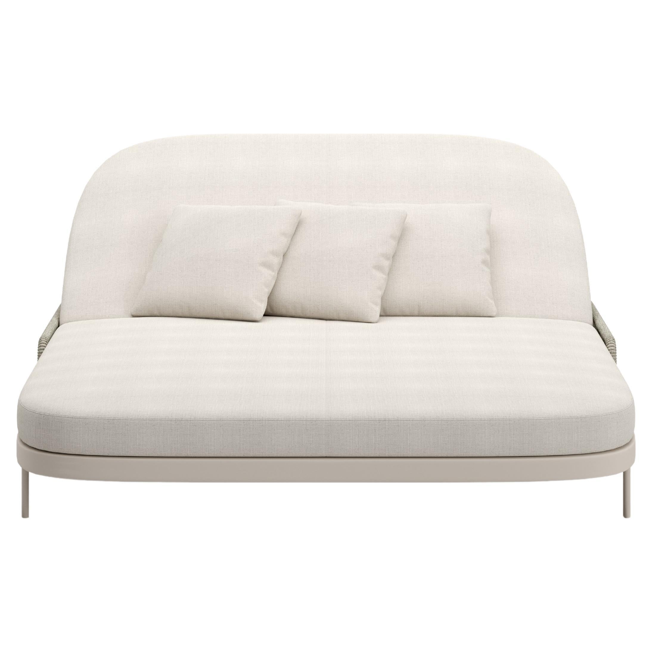 Miura Daybed by SNOC