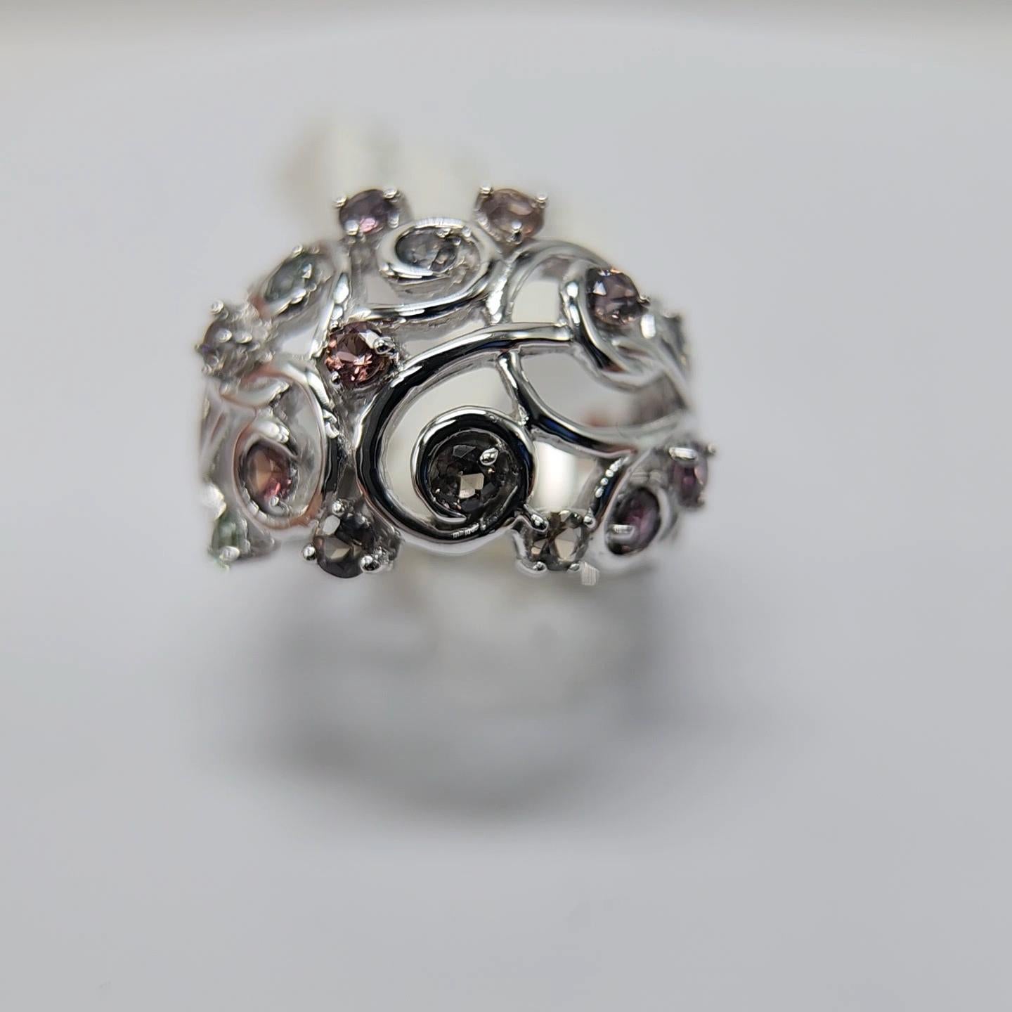 Mix Colors of Montana Saphir-Ring aus 18 Karat Weißgold im Angebot 7
