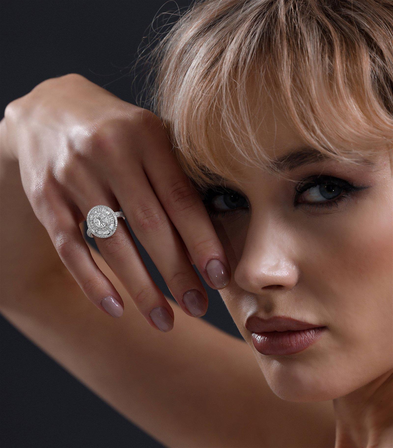 Anillo Cóctel Mixto de Diamantes 2,20ct en Nuevo estado para la venta en Fatih, 34