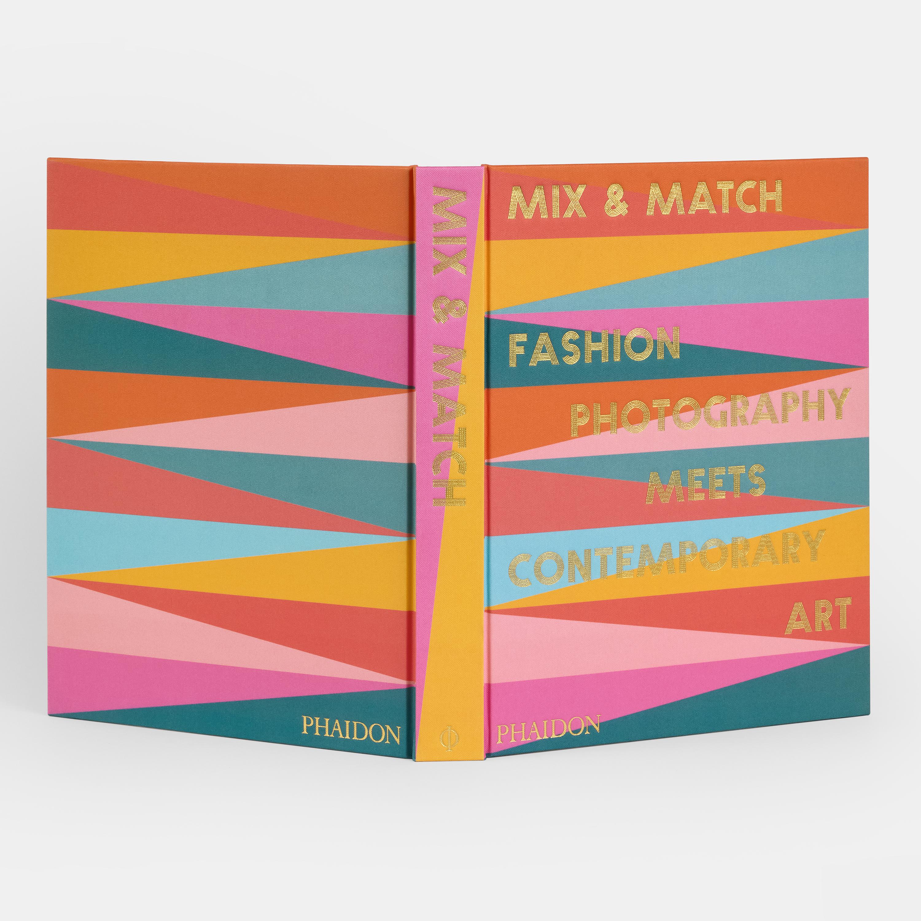 Mix & Match Modefotografie trifft auf zeitgenössische Kunst (Papier) im Angebot