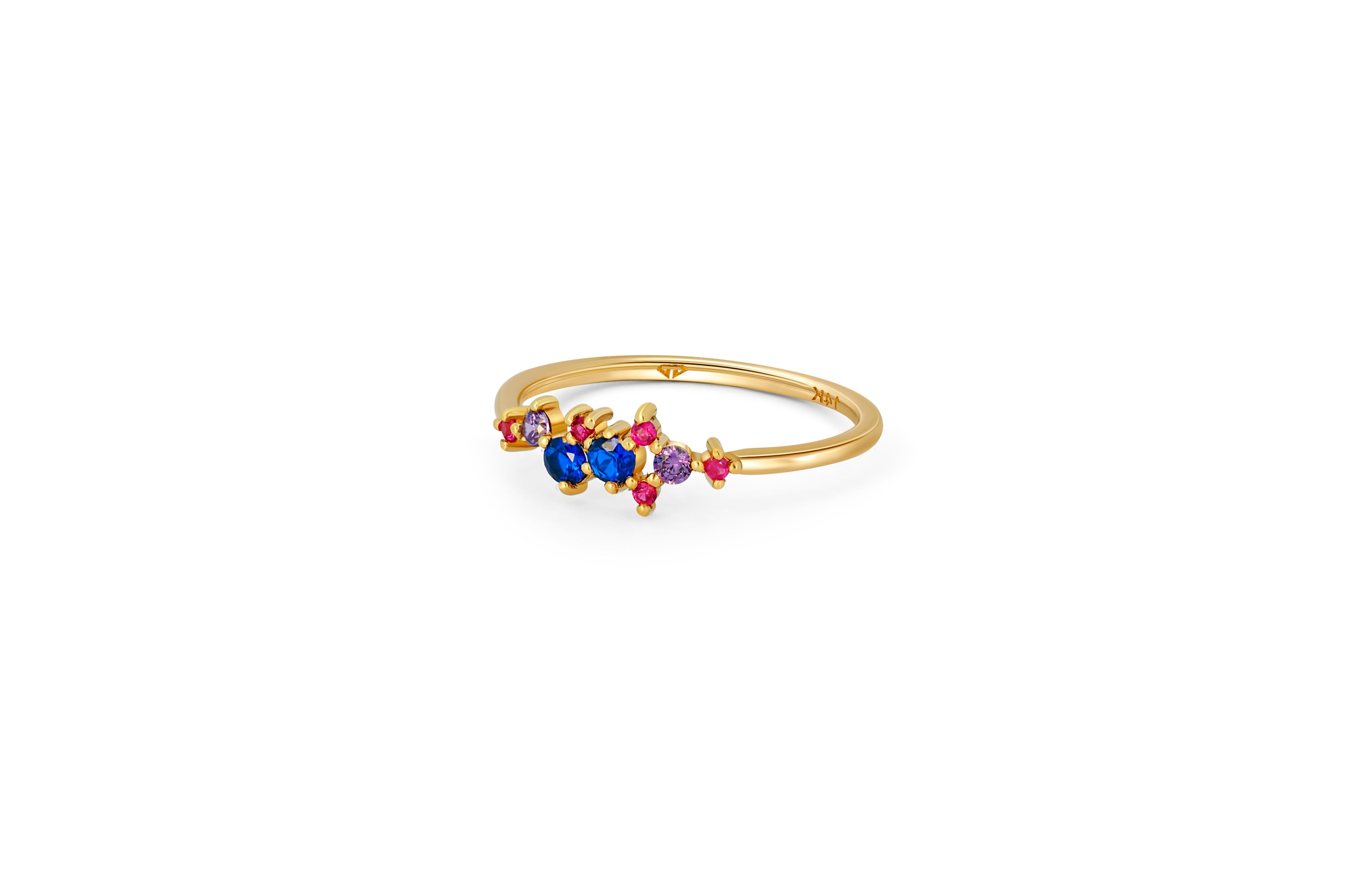 Round Cut Mixed color cluster 14k gold engagement ring For Sale
