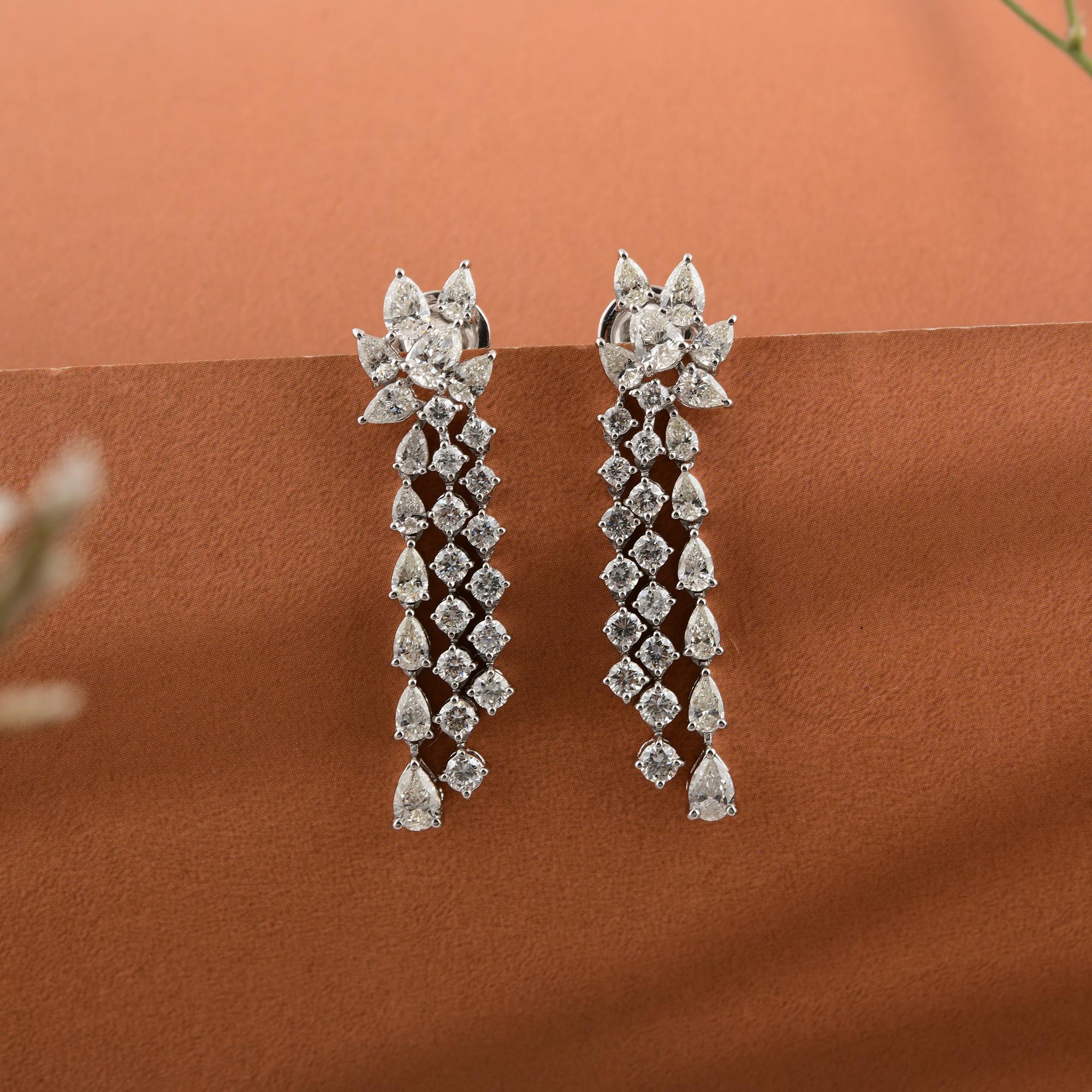 Boucles d'oreilles pendantes en or blanc 18 carats avec diamant naturel de 3,86 carats et taille mixte Neuf - En vente à Diera, Dubai