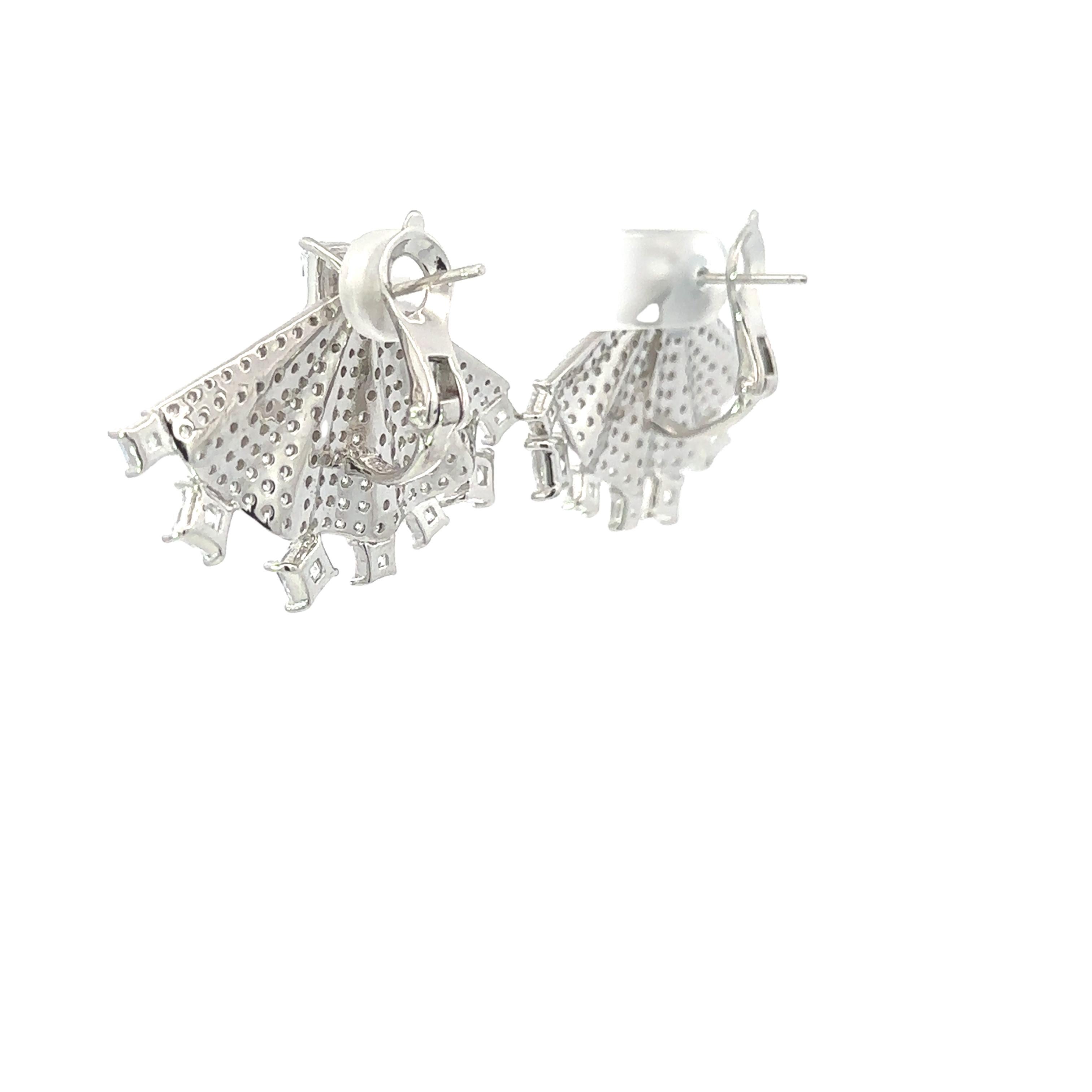 Art Deco Mixed Cut Fan Sparkling Rhinestone Silver Earrings for Wedding Jewelry Gift For Sale