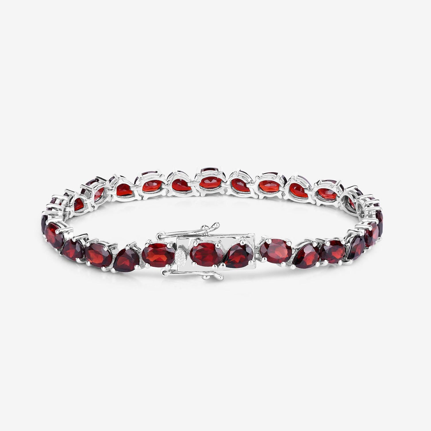 Pulsera de tenis de granate talla mixta 22,1 quilates Plata de Ley en Excelente estado para la venta en Punta Gorda, FL
