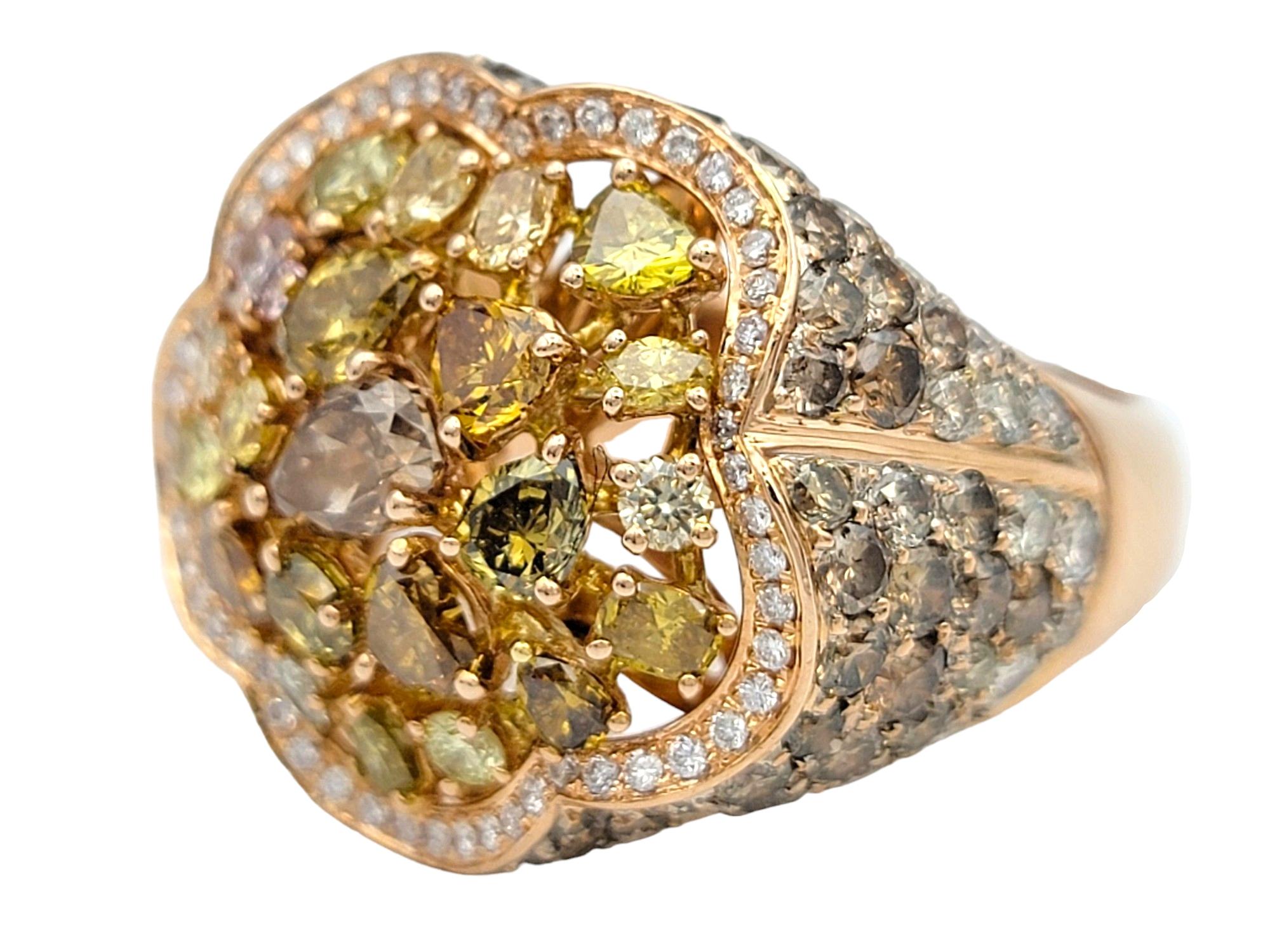 Mixed Cut Mehrfarbiger Diamant-Cluster-Cocktailring aus 18 Karat Roségold mit gemischtem Schliff (Zeitgenössisch) im Angebot