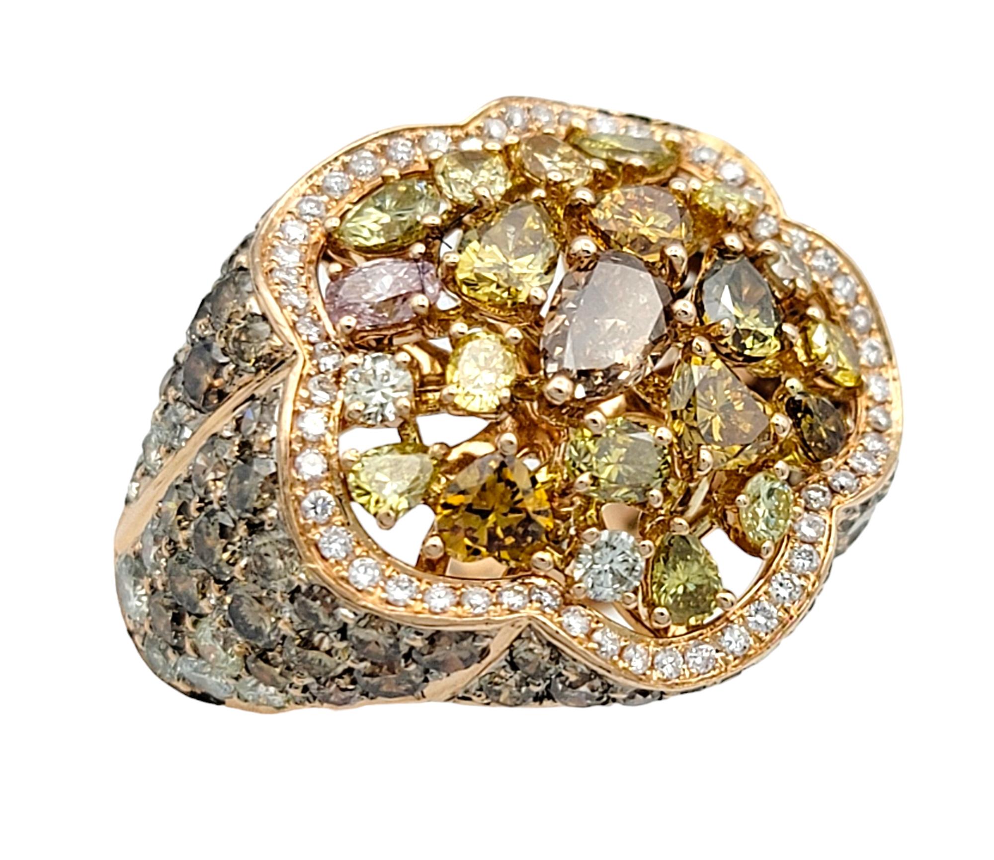 Mixed Cut Mehrfarbiger Diamant-Cluster-Cocktailring aus 18 Karat Roségold mit gemischtem Schliff (Rundschliff) im Angebot