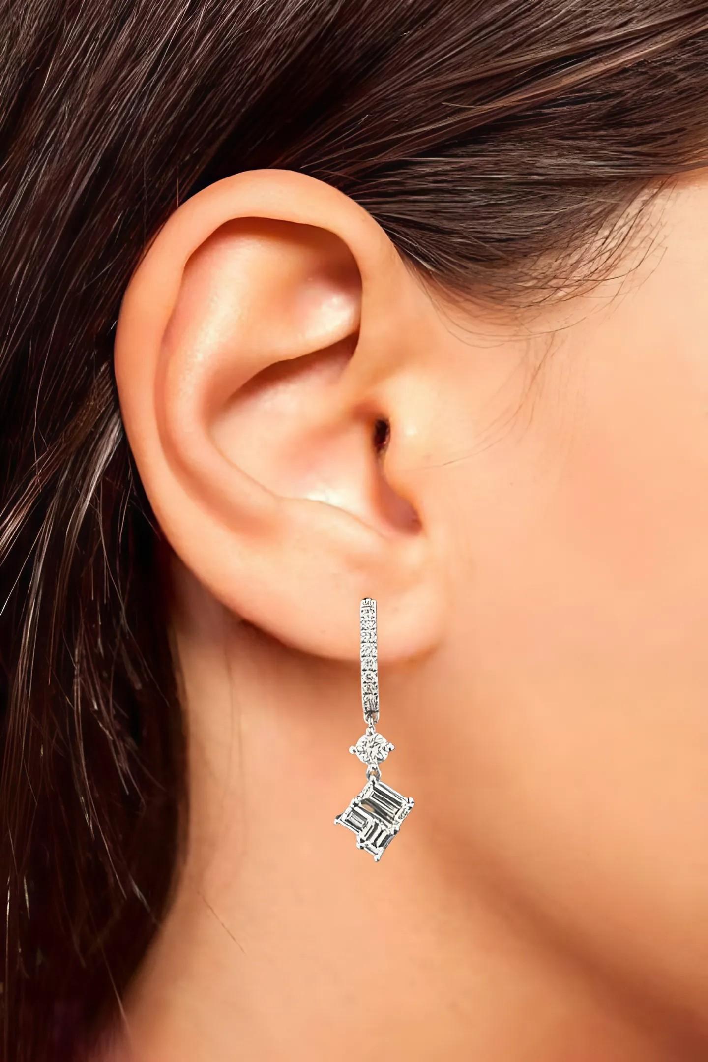 Ohrringe aus Weißgold mit gemischtem Diamantenschliff und Weißgold im Angebot 3