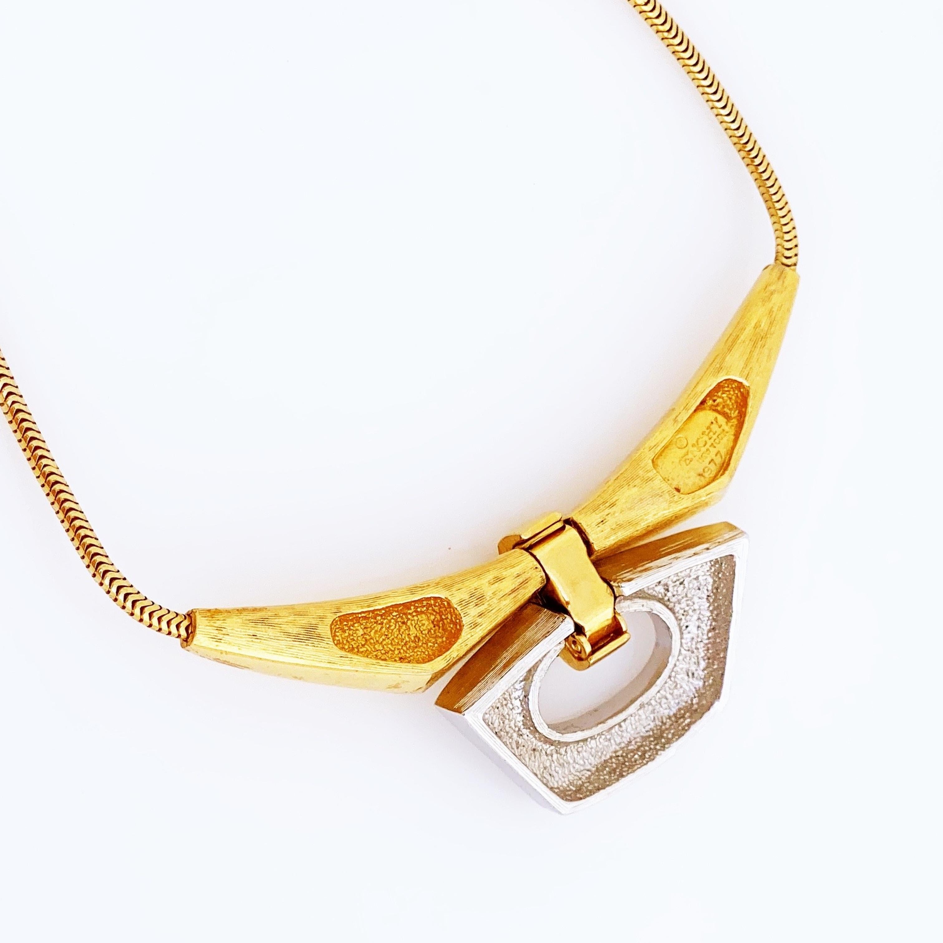 Collier ras du cou en chaîne serpent moderniste en métal mélangé de Givenchy, années 1970 Bon état - En vente à McKinney, TX