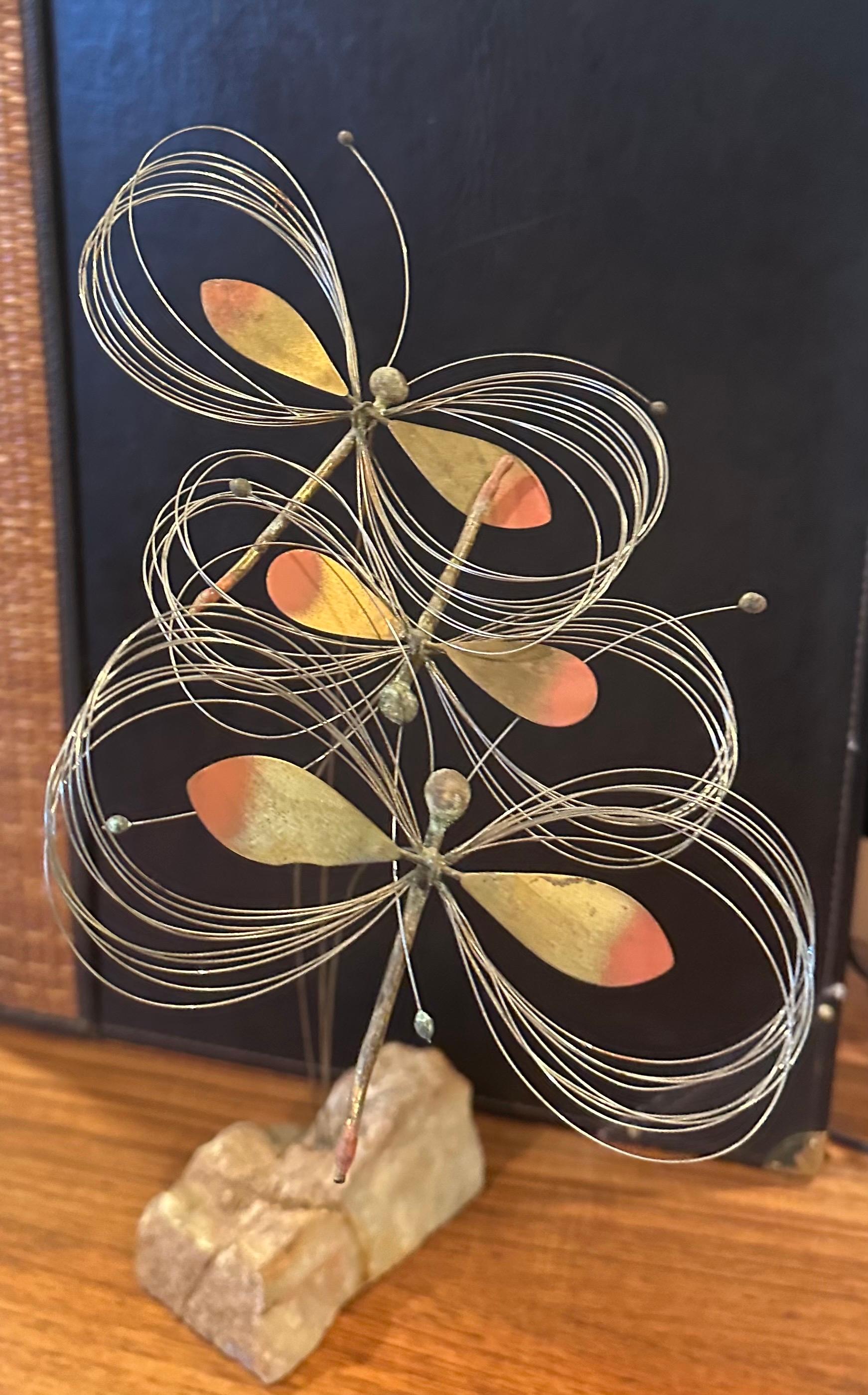 Laiton Sculpture de libellule en alliage sur quartz de C. Jere pour Artisian House en vente