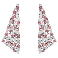 Orecchini a lampadario con diamanti bianchi e rosa misti
