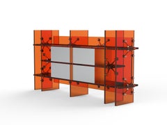 Étagère en acrylique « Multied Public-Private Boundary », par Cometabolism Studio