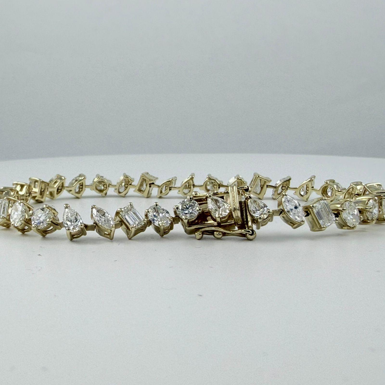 Taille mixte Bracelet de tennis en or jaune 14K avec diamants de formes variées, 6,75 carats en vente
