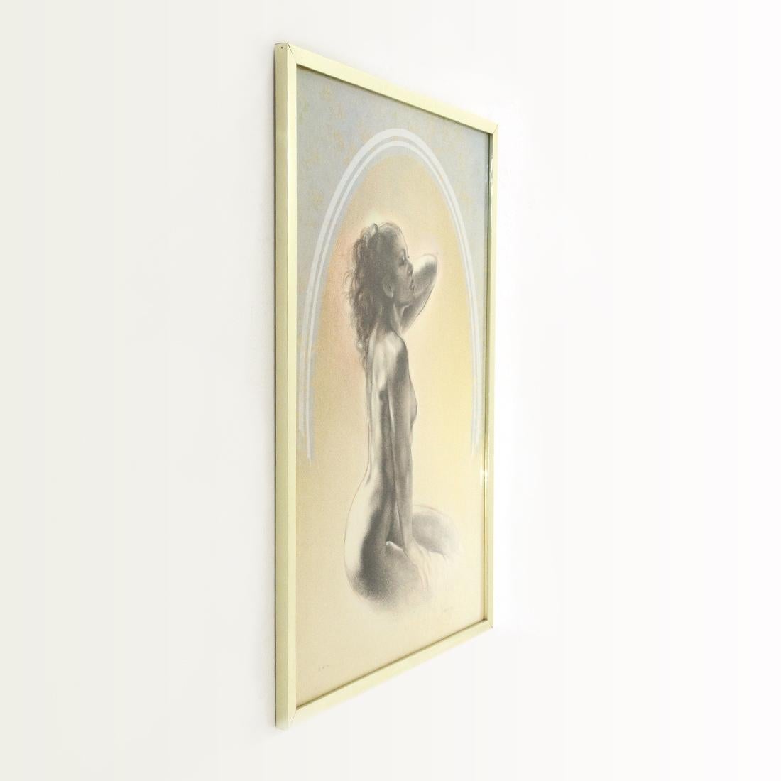 Painting executed by the master Giampaolo Parini in the 1980s.
Mixed media on paper.
Signed and dated lower right.
Brass-plated metal frame.
Good general conditions.

Dimensions: Length 52 cm, depth 2 cm, height 72 cm.
