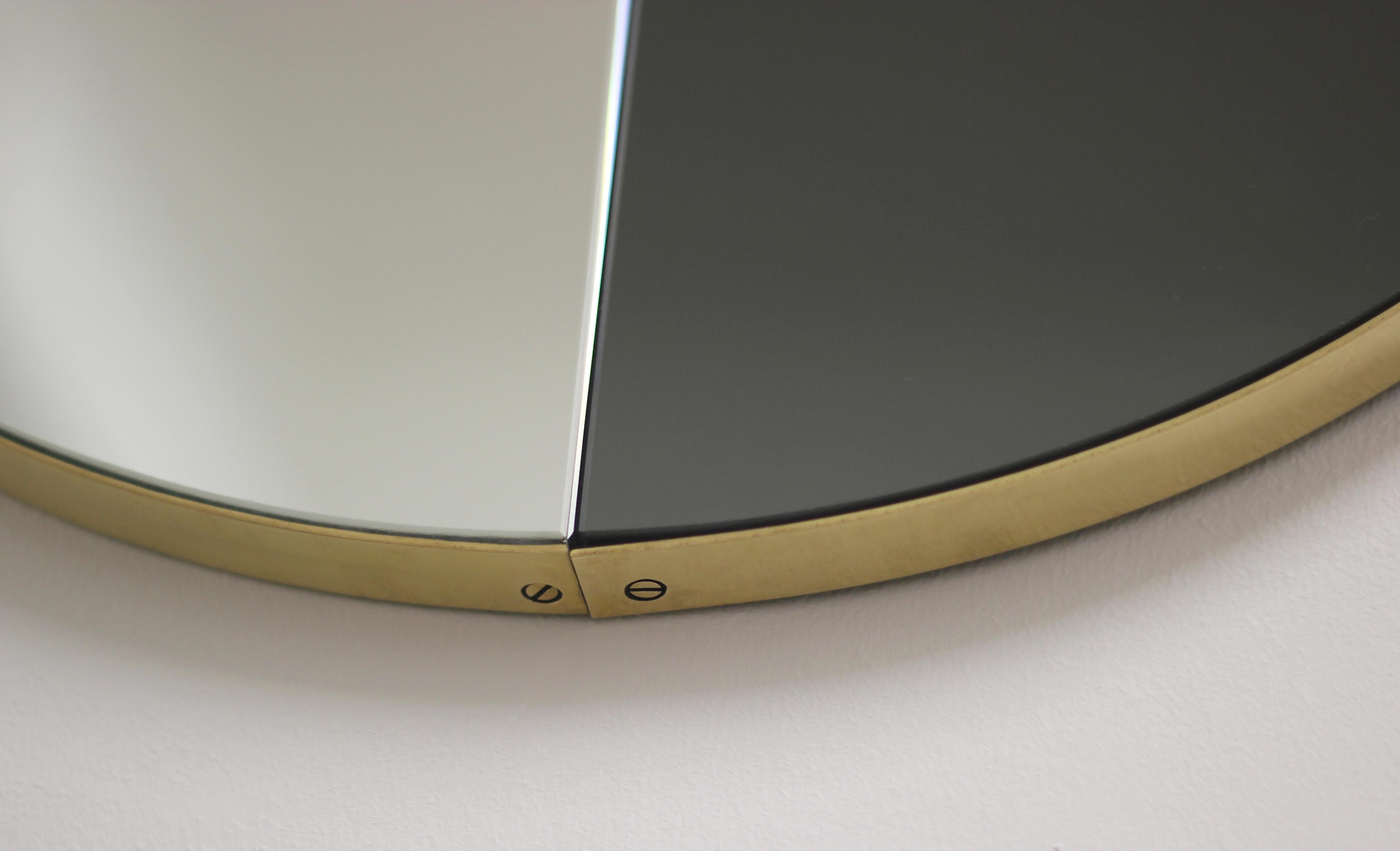 British Orbis Dualis Mixed Tint Contemporary Round Mirror with Brass Frame, Large For Sale