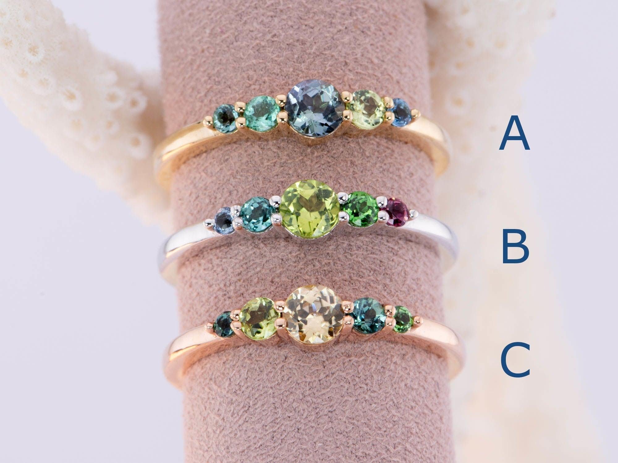 Mixed Bright Tourmaline 5-Stone Wedding Stacking Band 14K Gold R5070 In New Condition For Sale In Osprey, FL