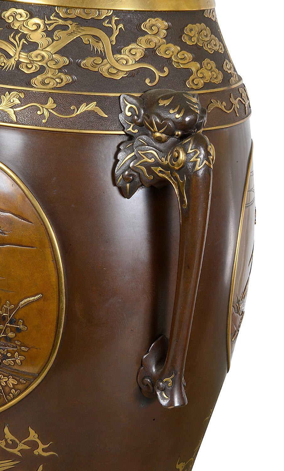XIXe siècle Miyao bronze vases en vente