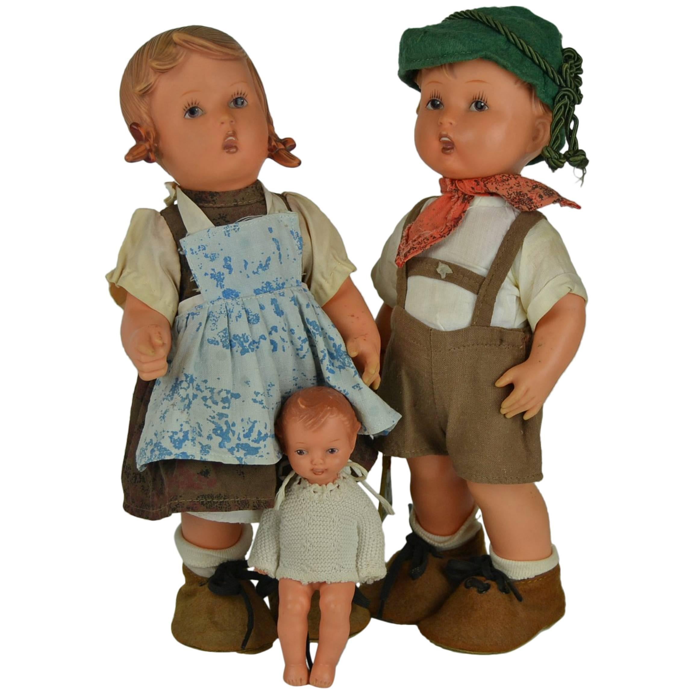 Large Hümmel Goebel Rubber Dolls with Labels, Western Germany For Sale