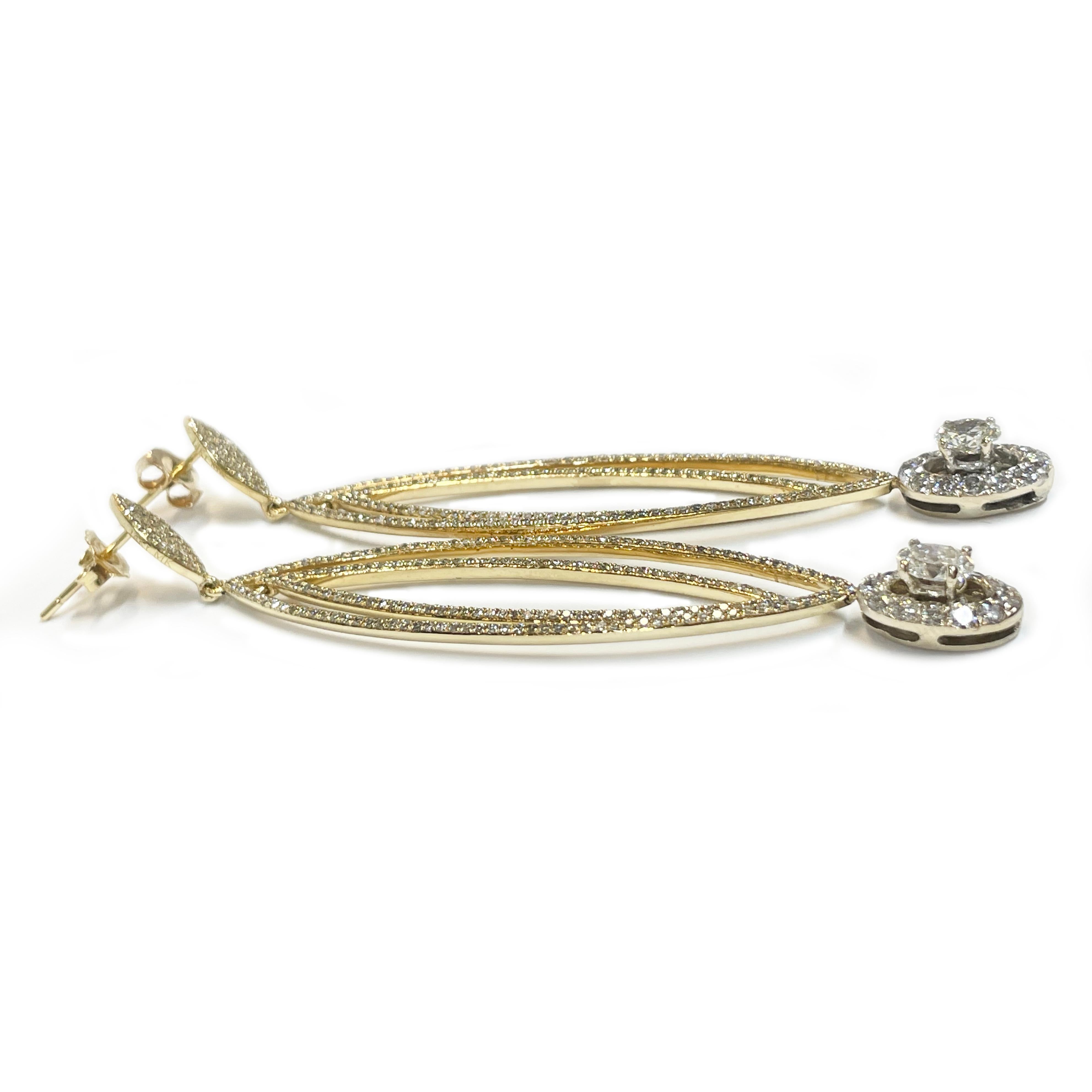 Contemporain Boucles d'oreilles MK en or jaune avec diamants elliptiques en vente