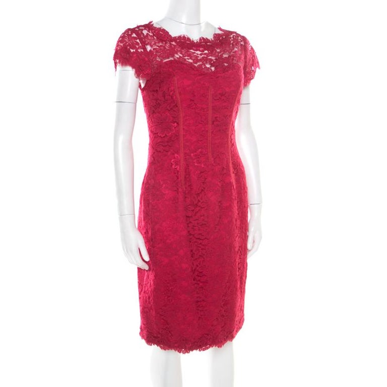 monique lhuillier red floral lace gown