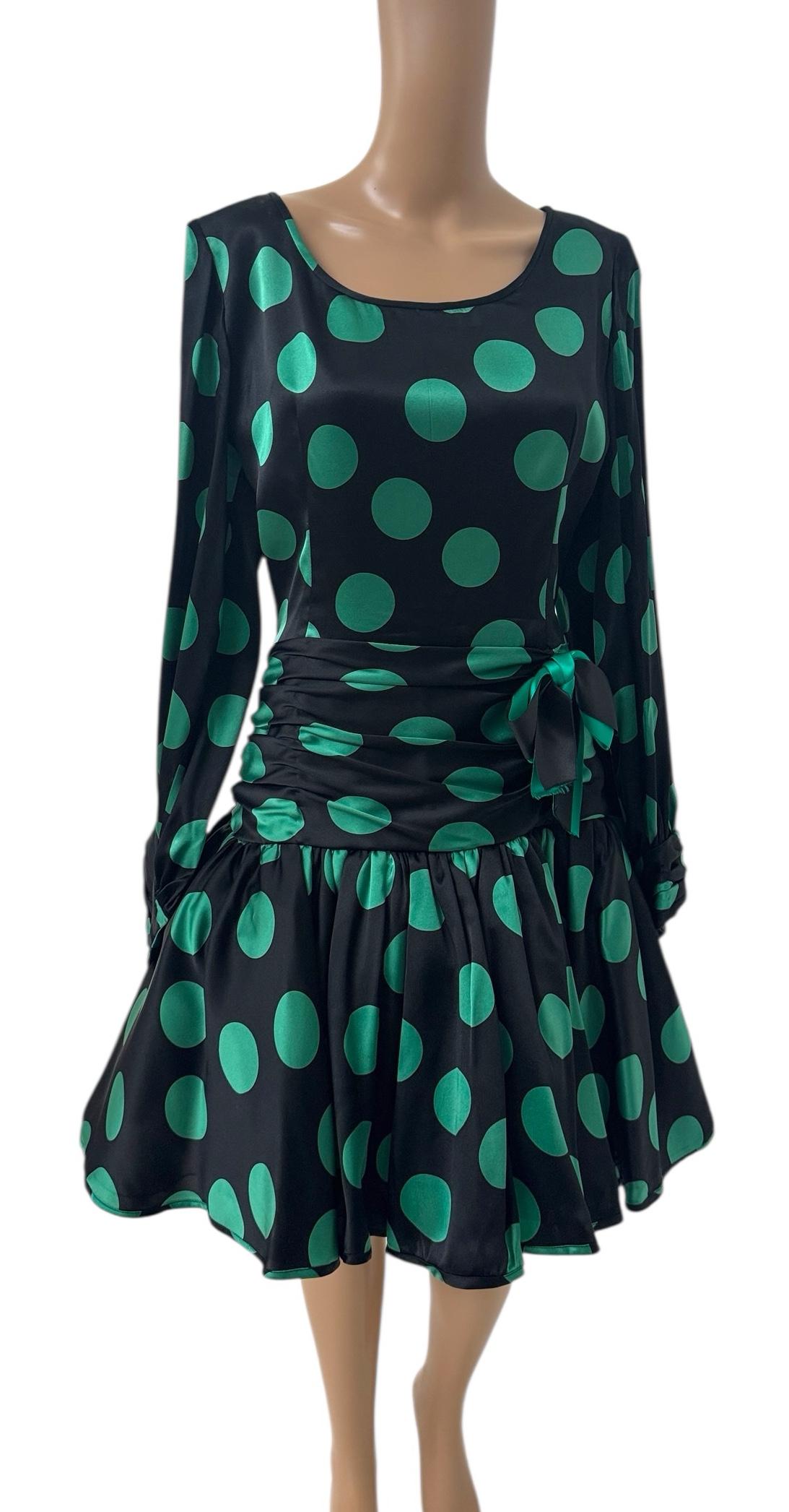 ML Couture Italian Silk Polka Dot Dress in Emerald Green and Black in vendita 3