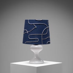 Skulpturale Glastischlampe „ML1“ mit Lampenschirm von Ingo Maurer, 1970er Jahre