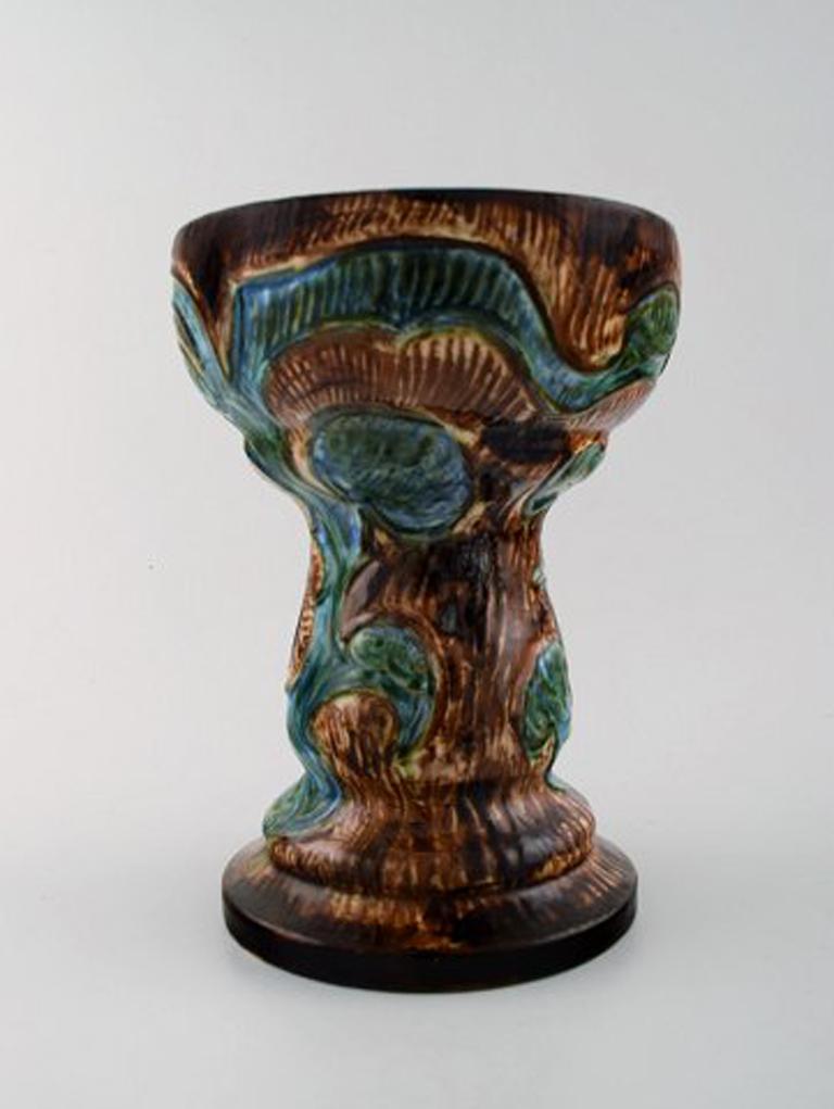 Møller & Bøgely, Art Nouveau large ceramic vase of glazed ceramics, circa 1920s.
Large Danish private collection of Møller & Bøgely ceramics in stock.
Measures: 23.5 cm. x 17 cm.
In perfect condition.
Stemplet.