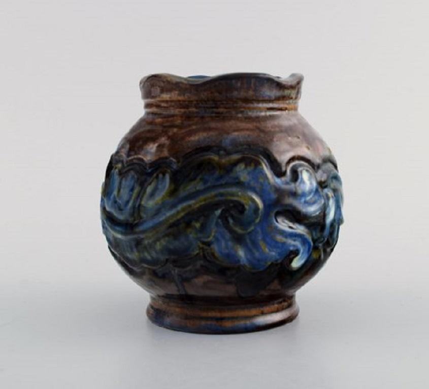 Møller & Bøgely, Denmark. Art Nouveau vase in glazed ceramics. Beautiful glaze in brown and blue shades. 1917-1920. 
Measures: 11.5 x 11.5 cm.
In excellent condition.
Stamped.
Large Danish private collection of Møller & Bøgely ceramics in stock.