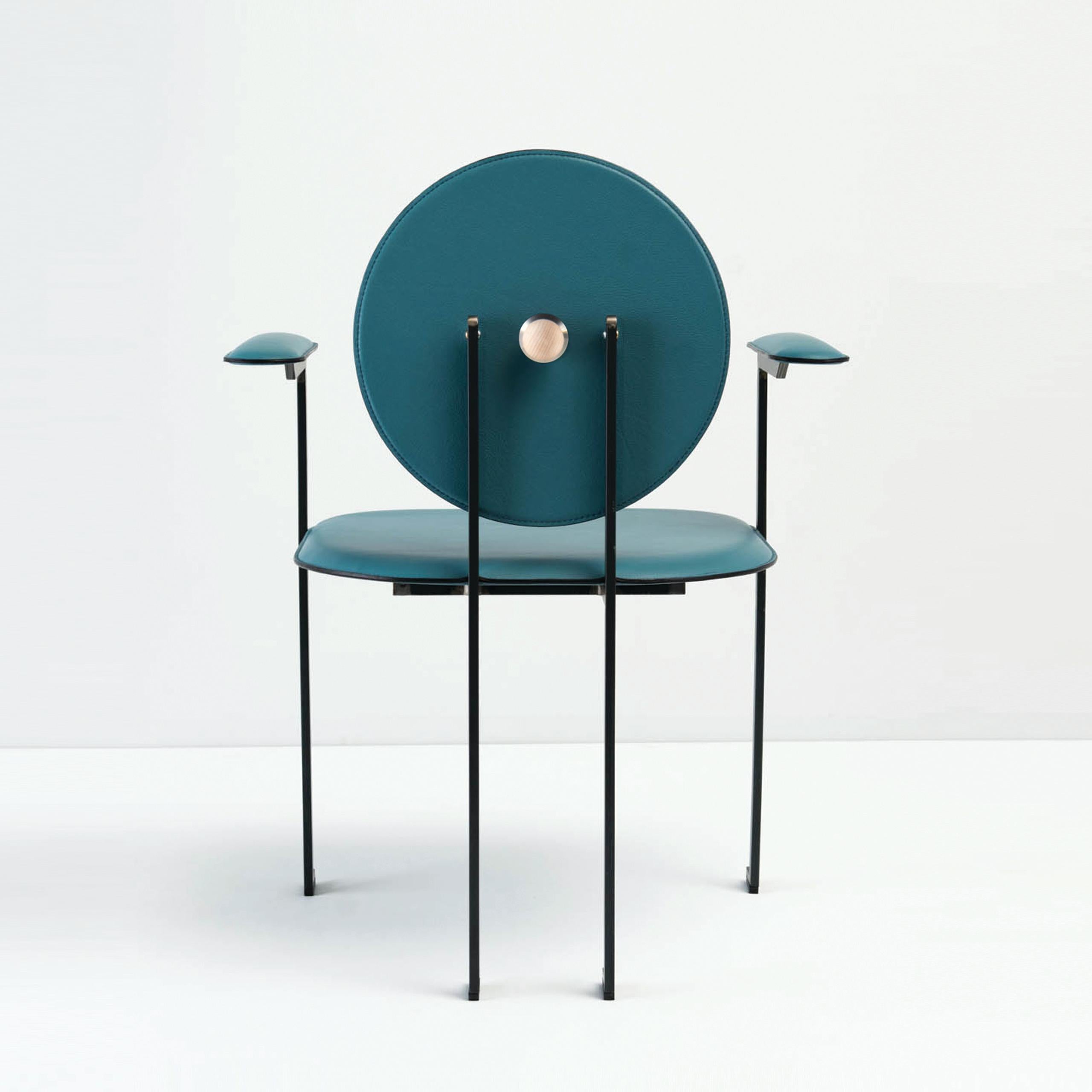 mm3 Sessel, Klapprückenlehne, cremefarbenes Leder und Eisengestell von Mario Milana (Moderne) im Angebot