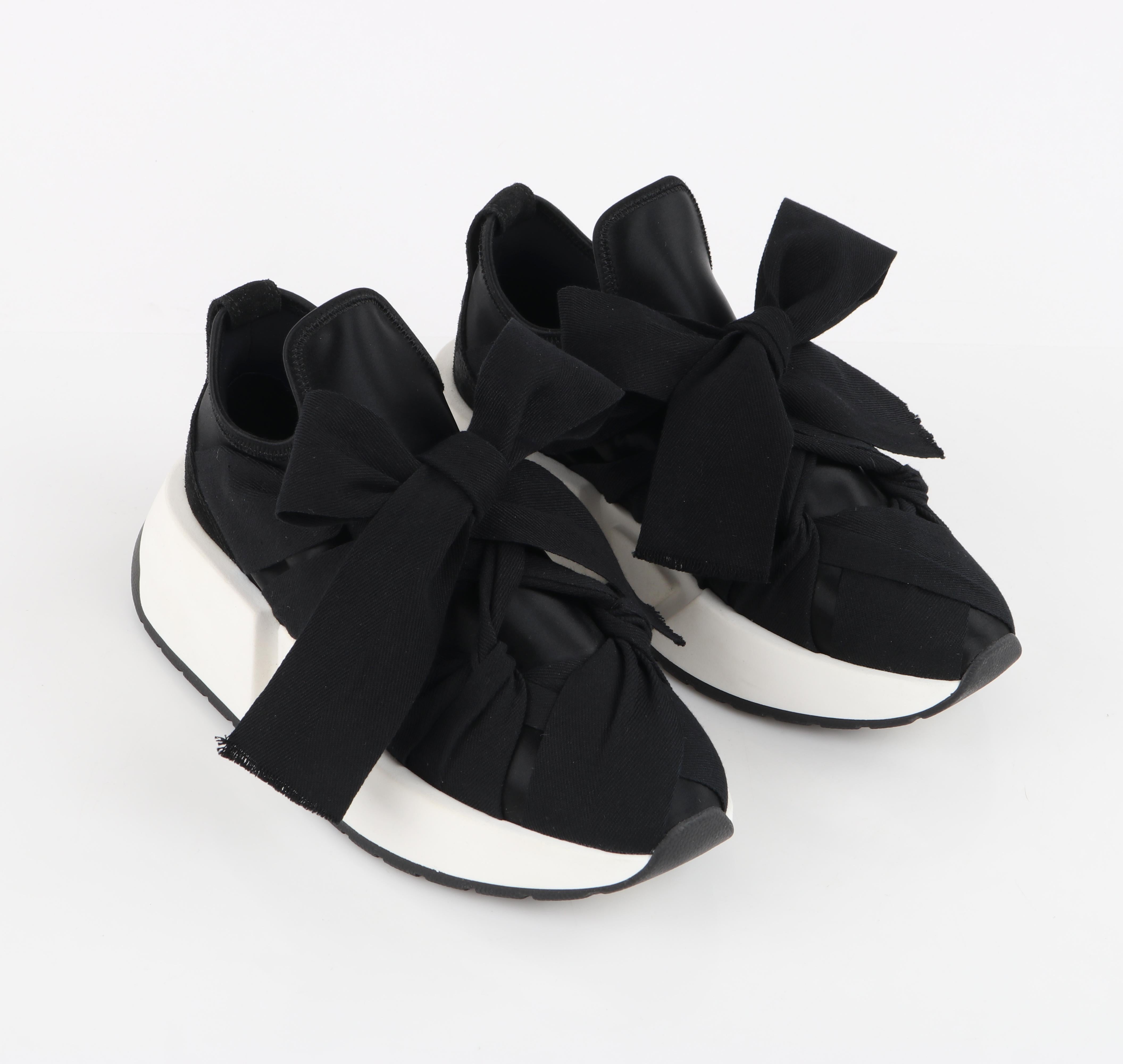 MM6 MAISON MARGIELA c.2019 Black White Platform Ribbon Bow Wrap Sneaker Shoes For Sale 2