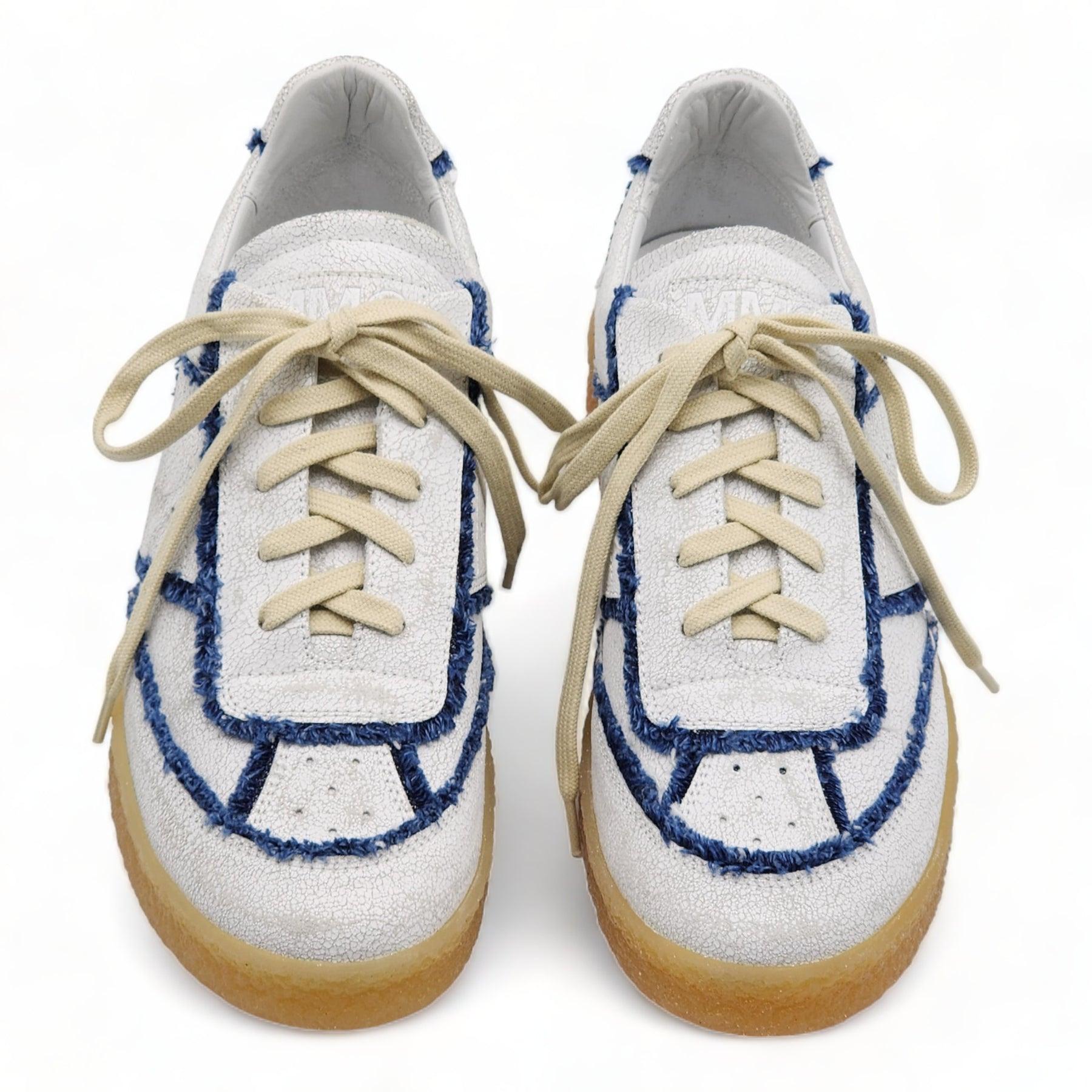 MM6 Maison Margiela Denim Trim Low-Top Sneakers

Additional information:
Material: Calf Leather, Rubber 
Composition: Outer: Calf Leather 100%
Sole: Rubber 100% 
Lining: Calf Leather 100%
Color: White
Size: 8 US
Country: Italy
Condition: Brand new