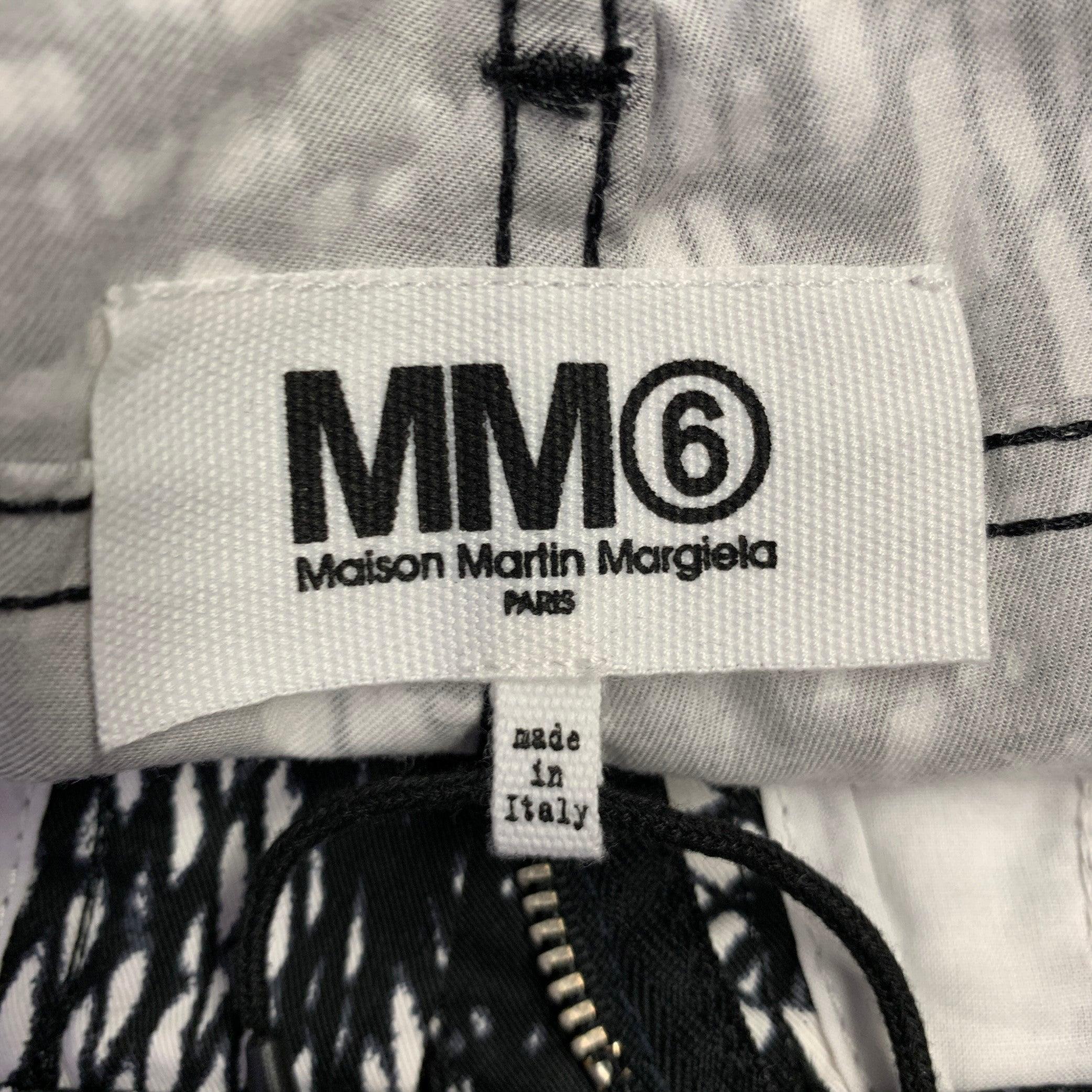 Women's MM6 MAISON MARGIELA Size 4 Black White Cotton Blend Print Casual Pants For Sale
