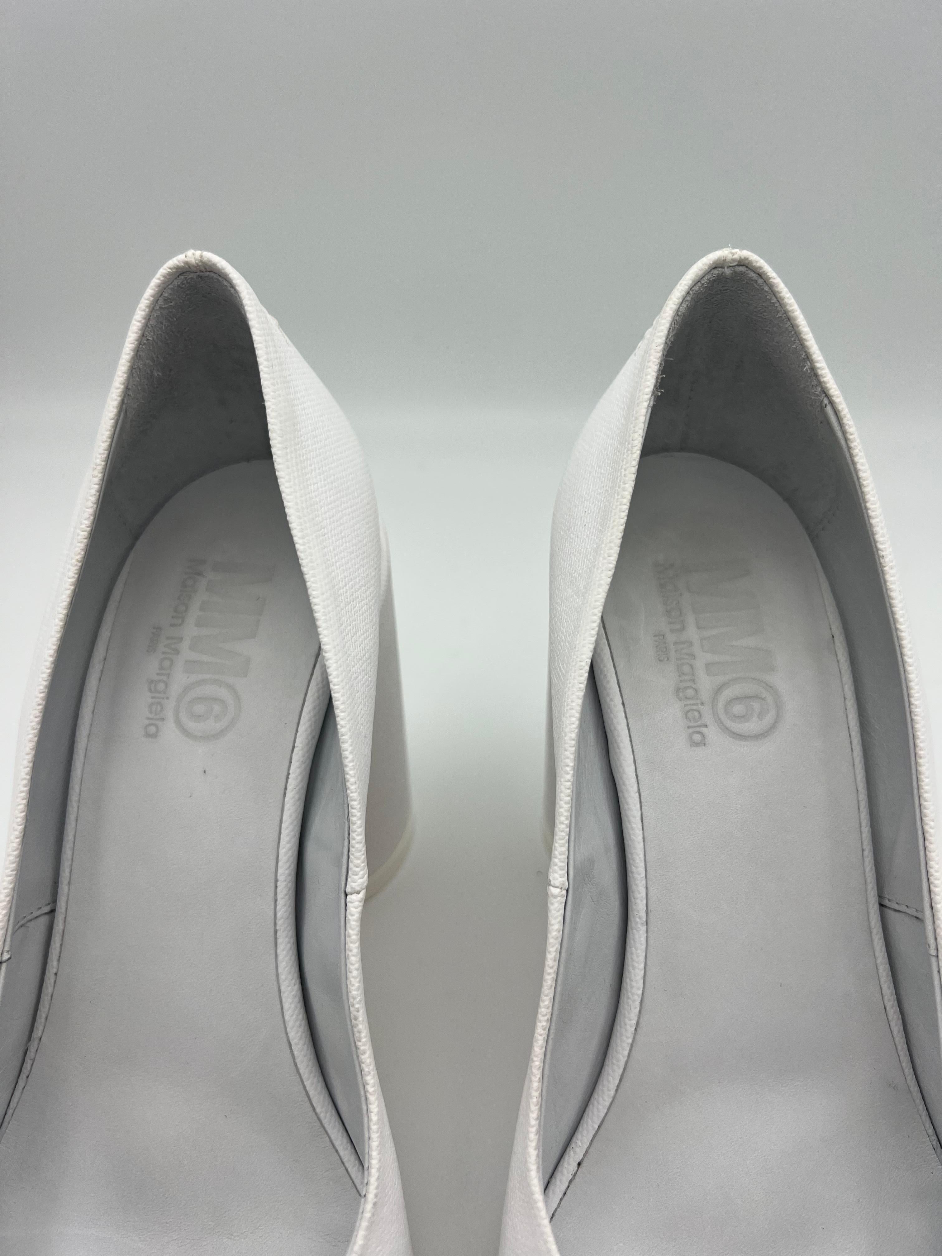 MM6 Maison Margiela White Heel Shoes, Size 38 For Sale 6