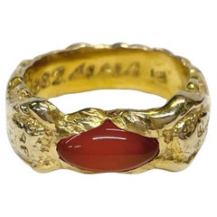 Vintage Metropolitan Museum of Art Yellow Gold Carnelian Nugget Ring